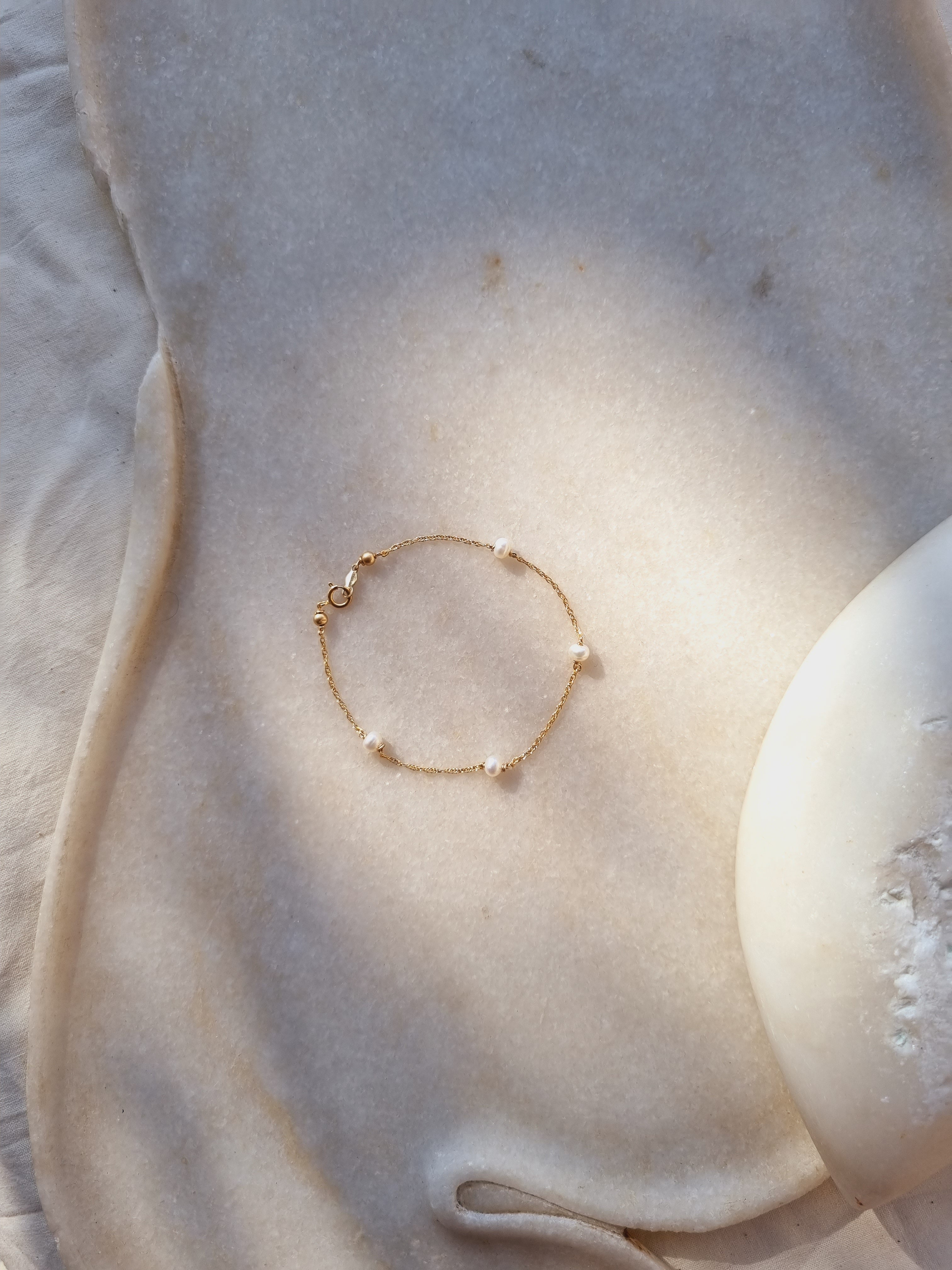 amal - Pearl Baati Bracelet
