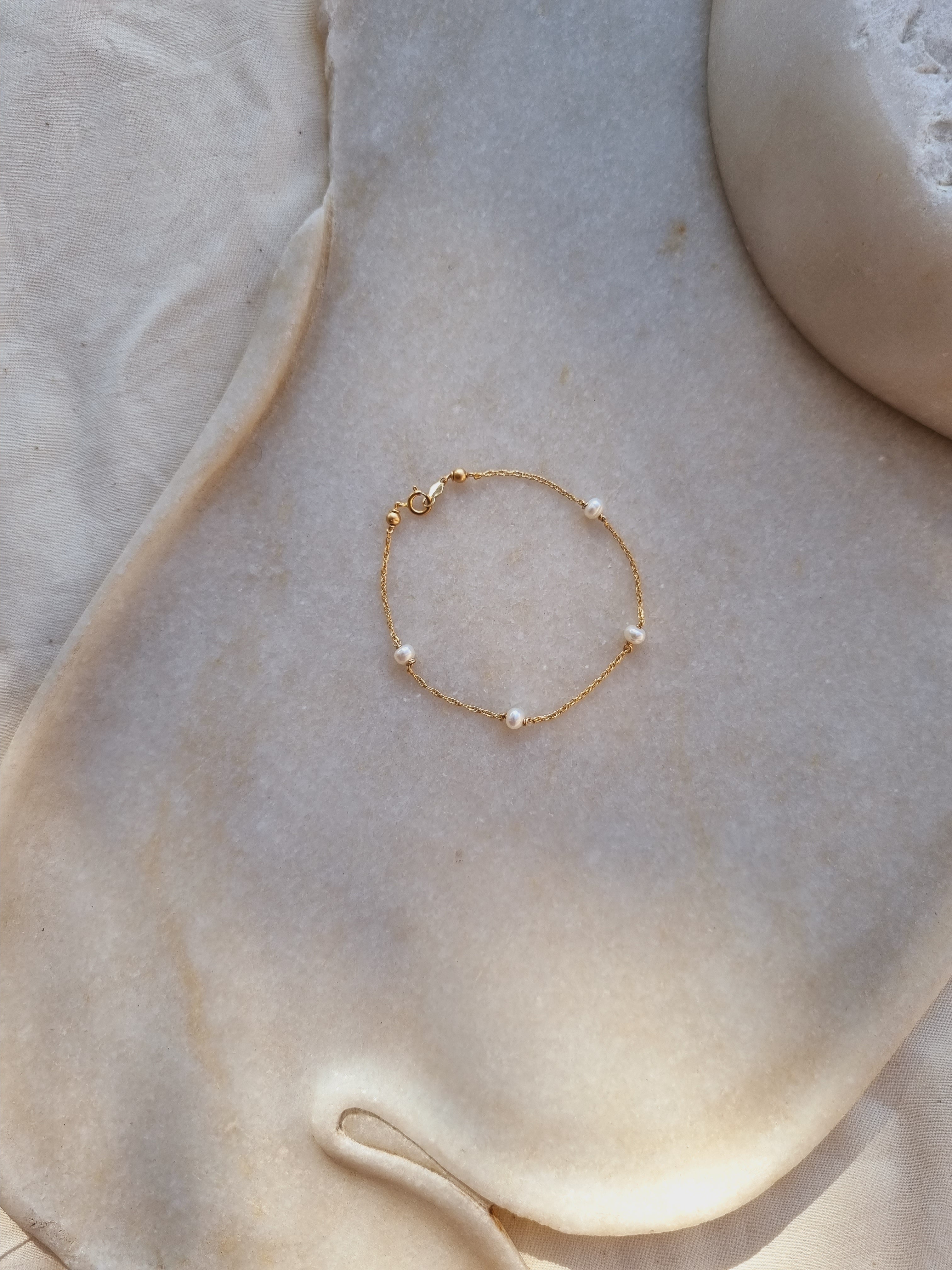amal - Pearl Baati Bracelet