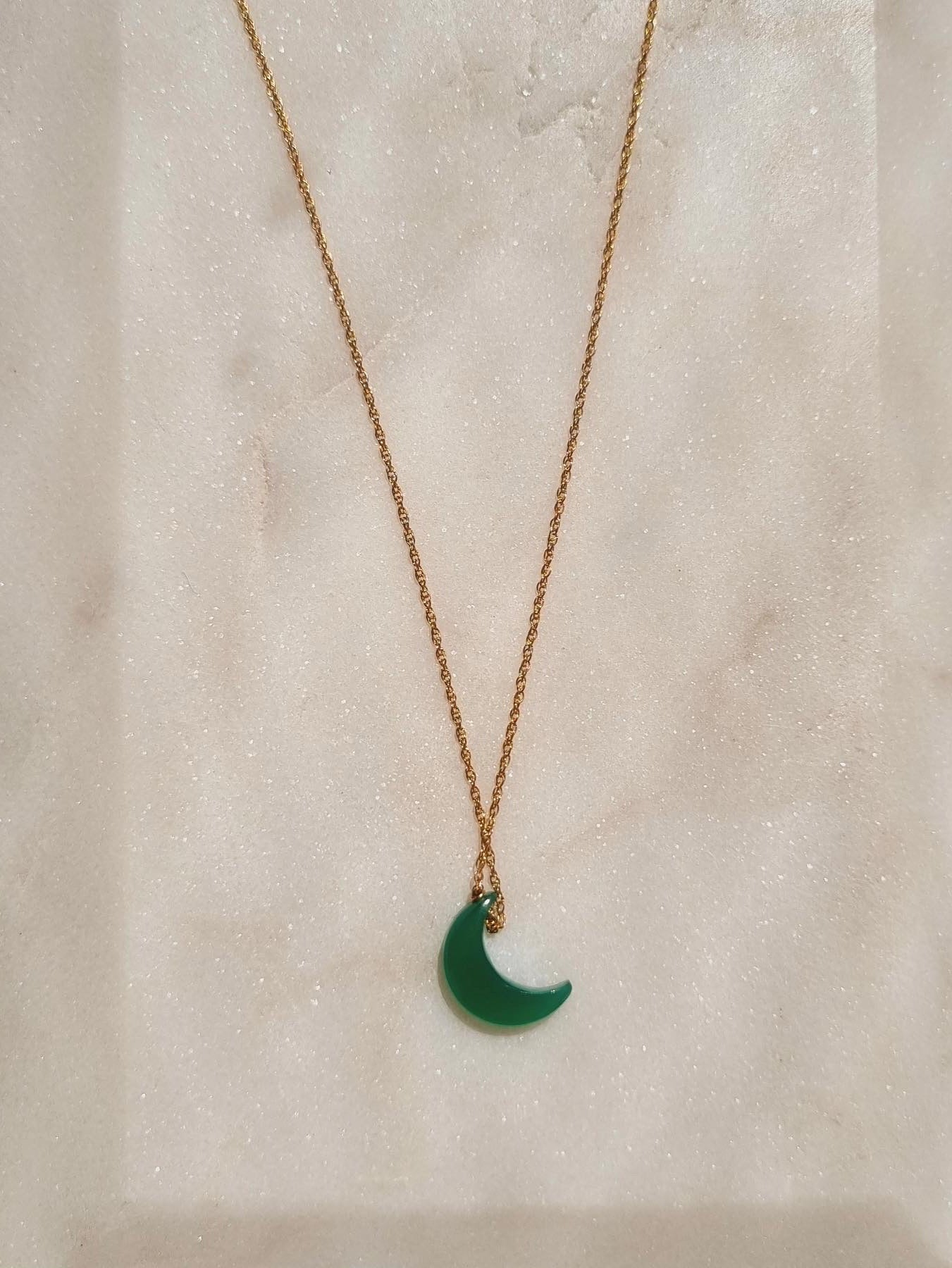 ratra - Green Onyx Luna Pendant