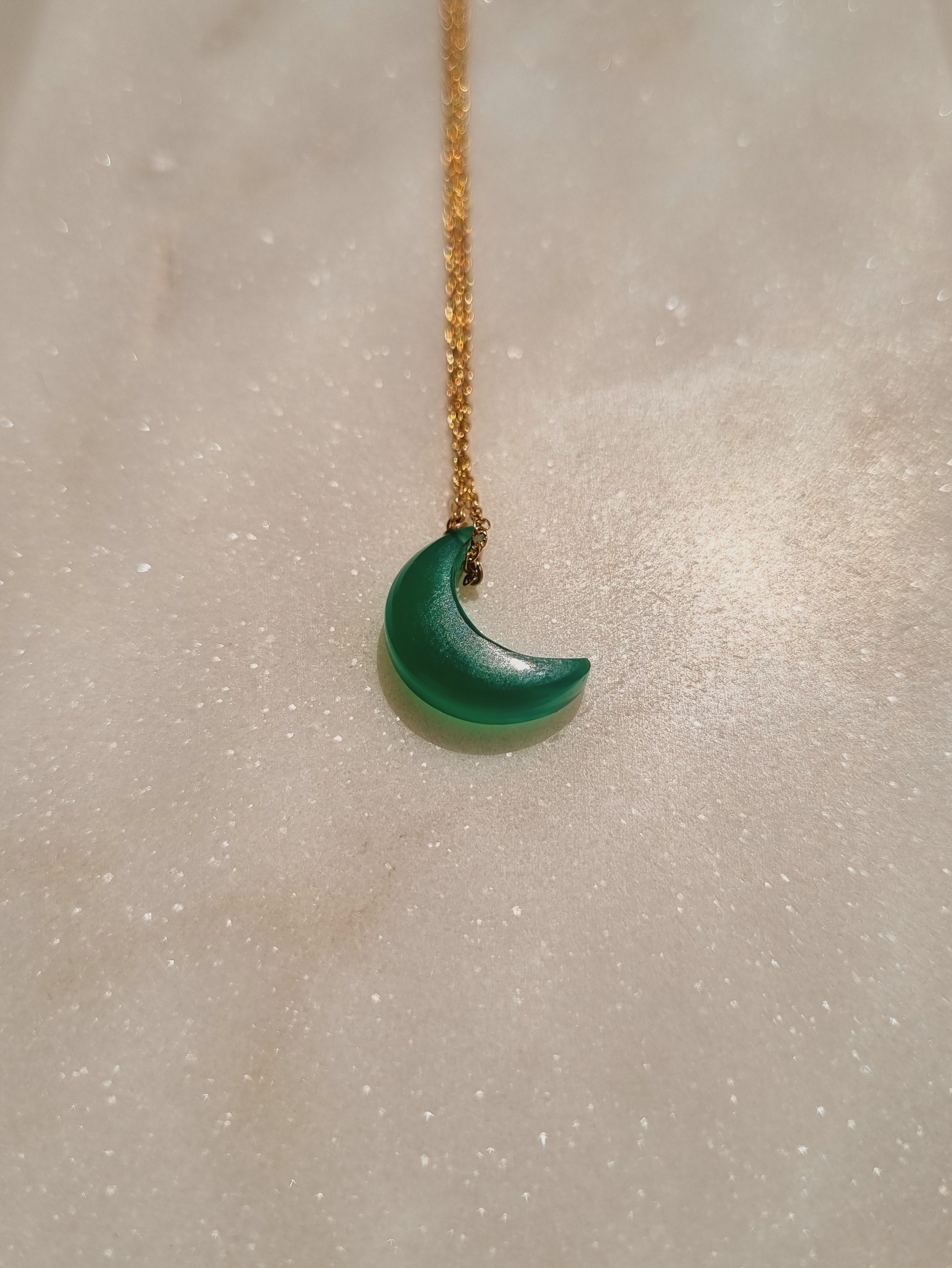 ratra - Green Onyx Luna Pendant