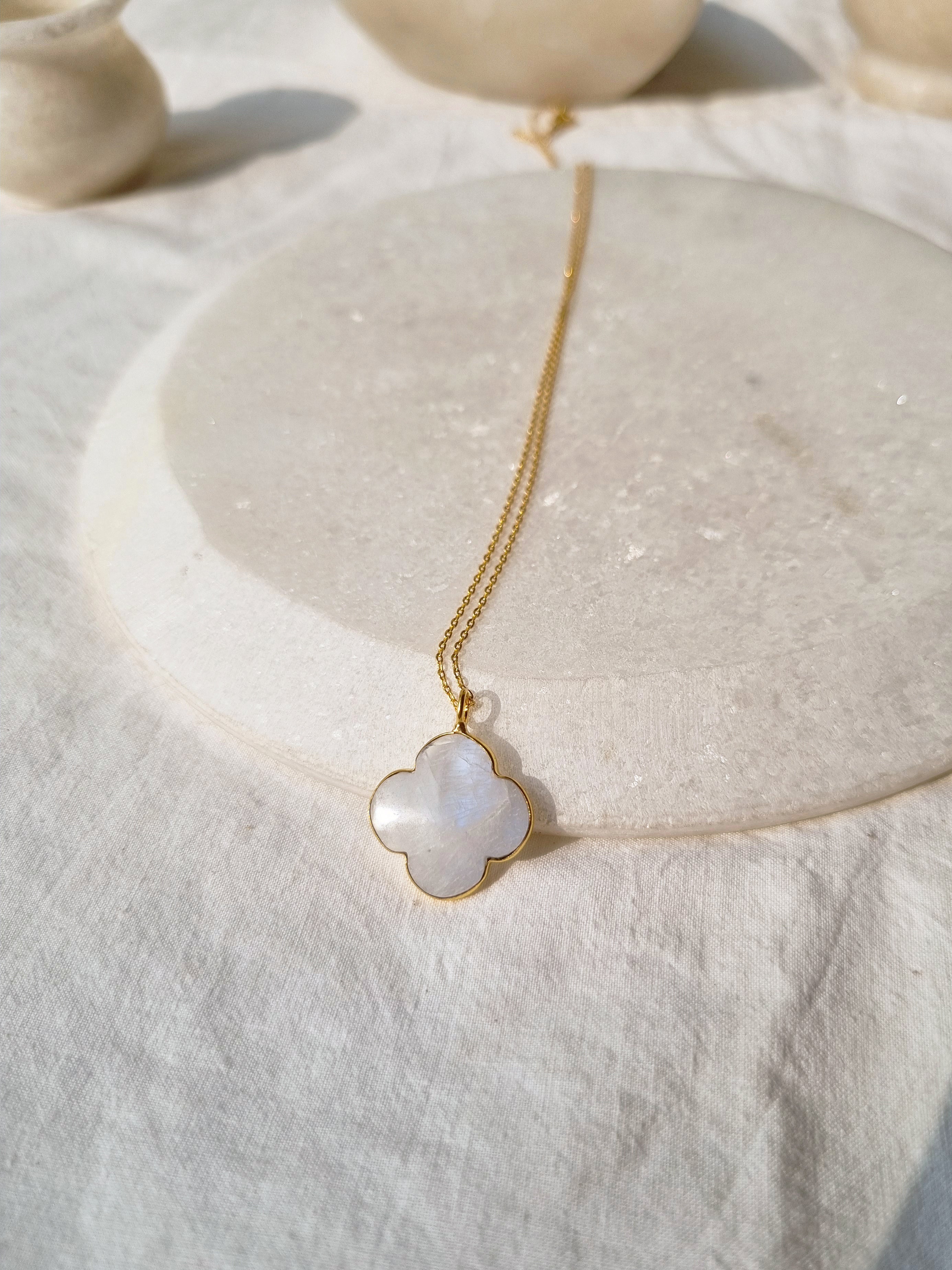 kasa - Rainbow Moonstone Clover Pendant