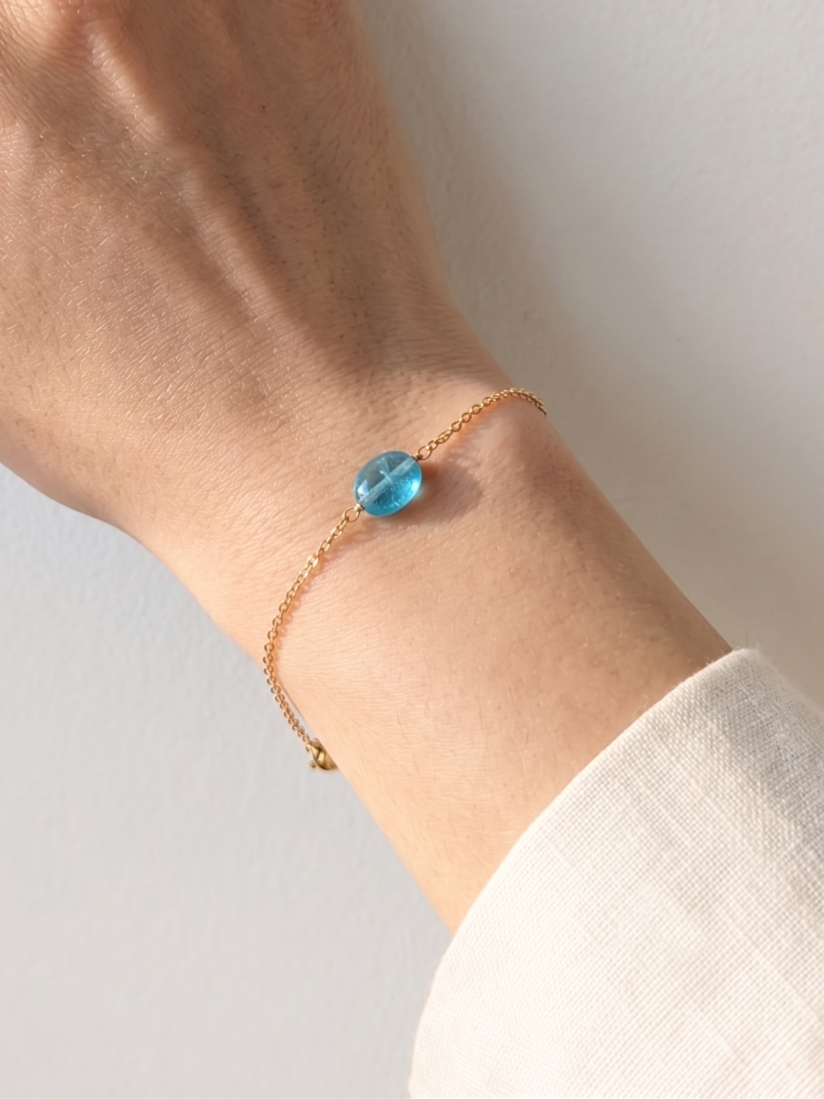 kesya - Apatite Oval Bracelet