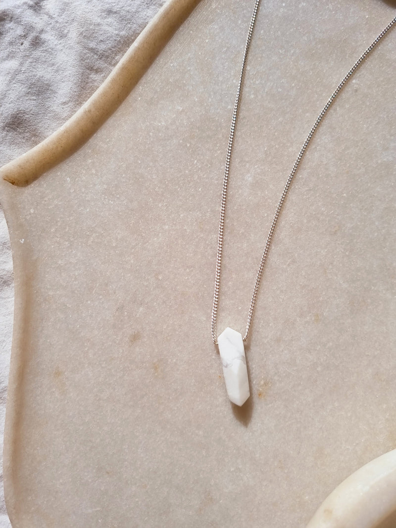 Buy Raw White Howlite Crystal Point Pendant, Marble Stone Crystal Necklace  Pendant, Natural Creativity Healing Calming Crystal Pendant Necklace Online  in India - Etsy