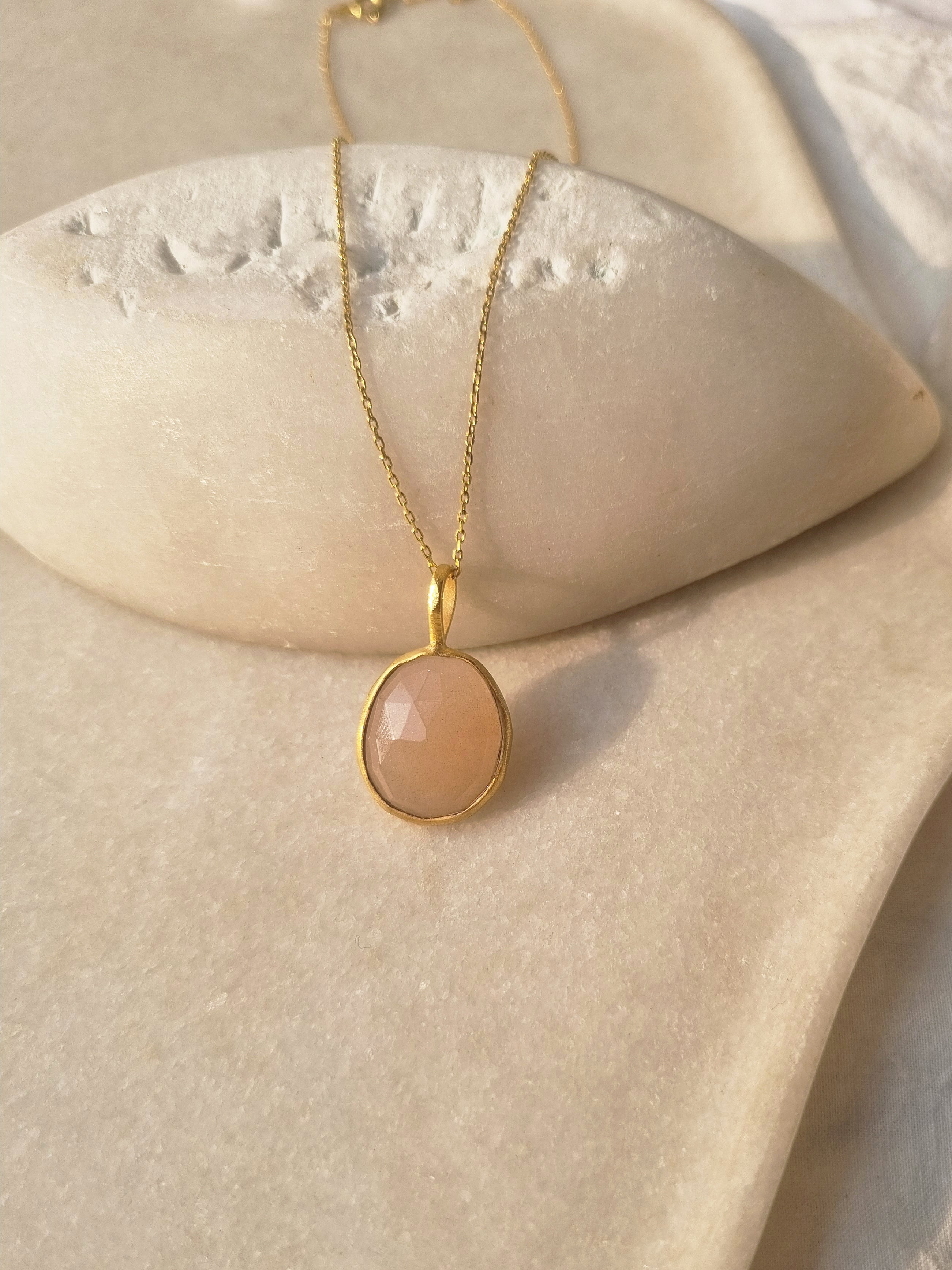 abhya - Peach Moonstone Soul Pendant
