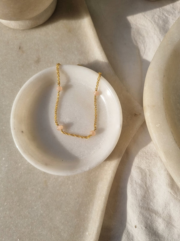 údhya - Peach Moonstone Baati Bracelet
