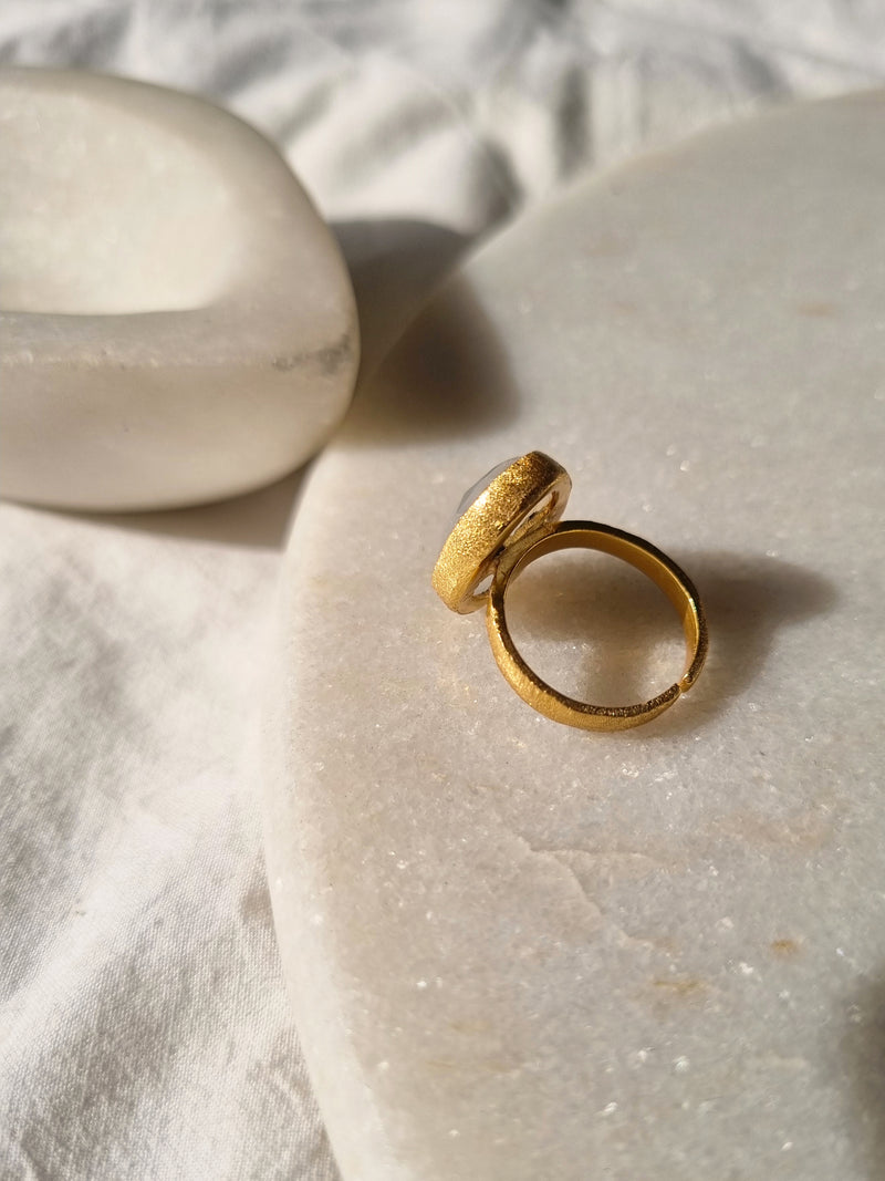 soul - White Moonstone Ring