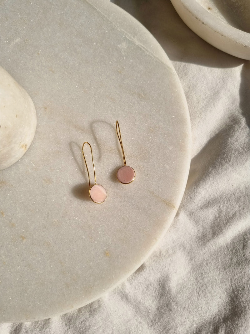 ayas - Pink Opal Round Earwire