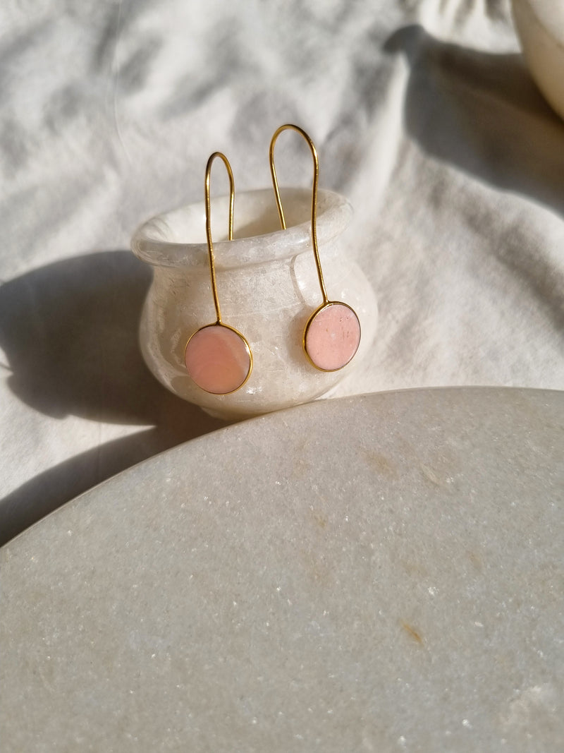 ayas - Pink Opal Round Earwire
