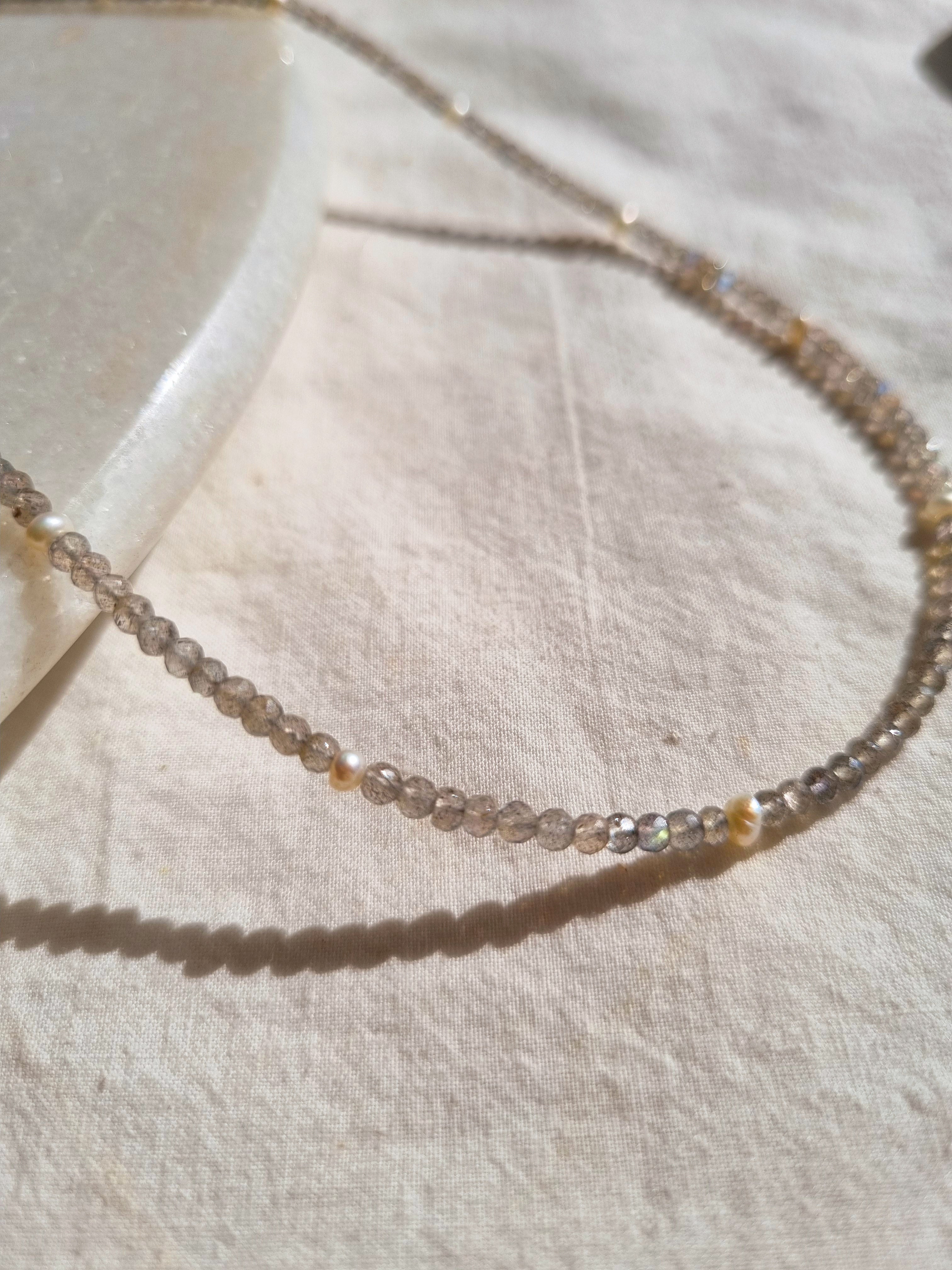 uars - Labradorite Pearl Boho Strand