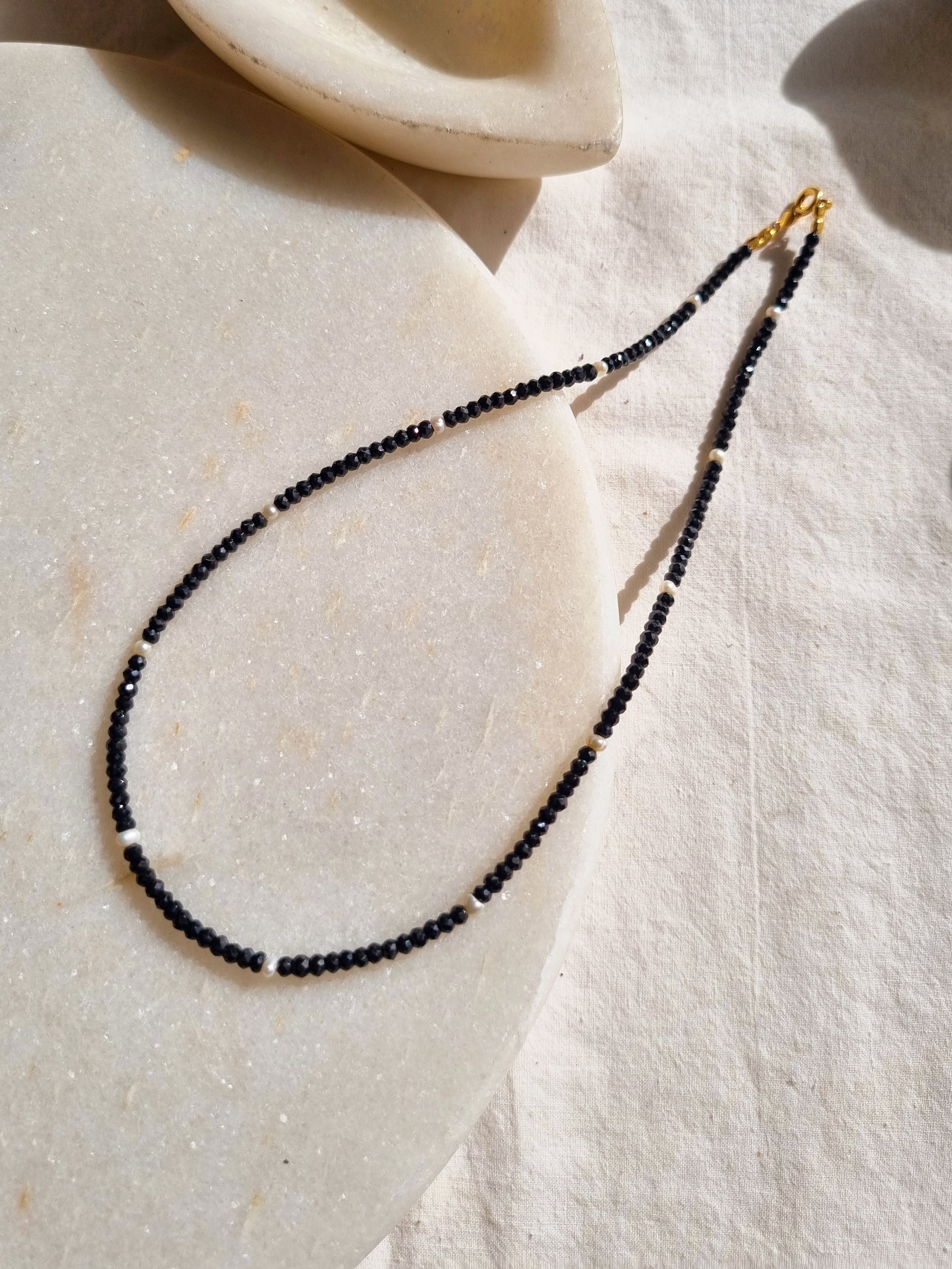 uars - Black Onyx Pearl Boho Strand