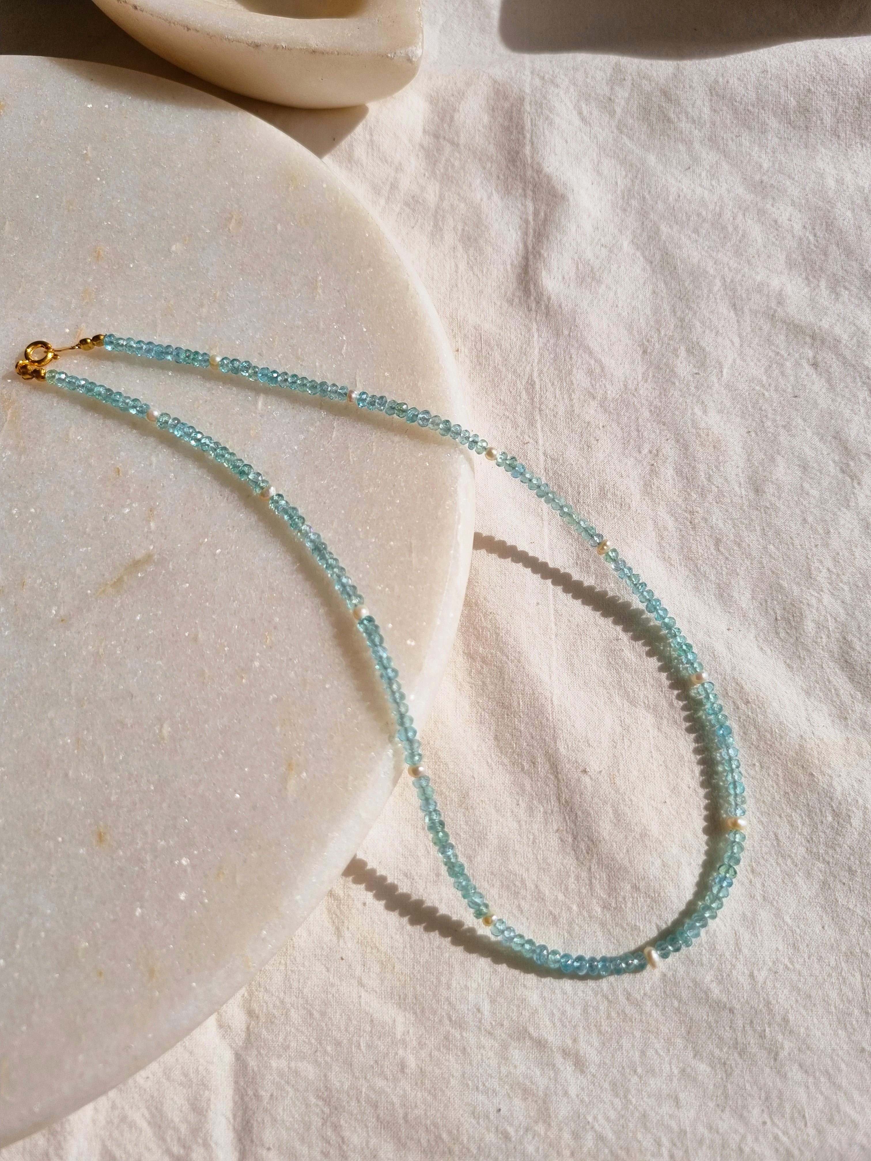 uars - Apatite Pearl Baati Strand