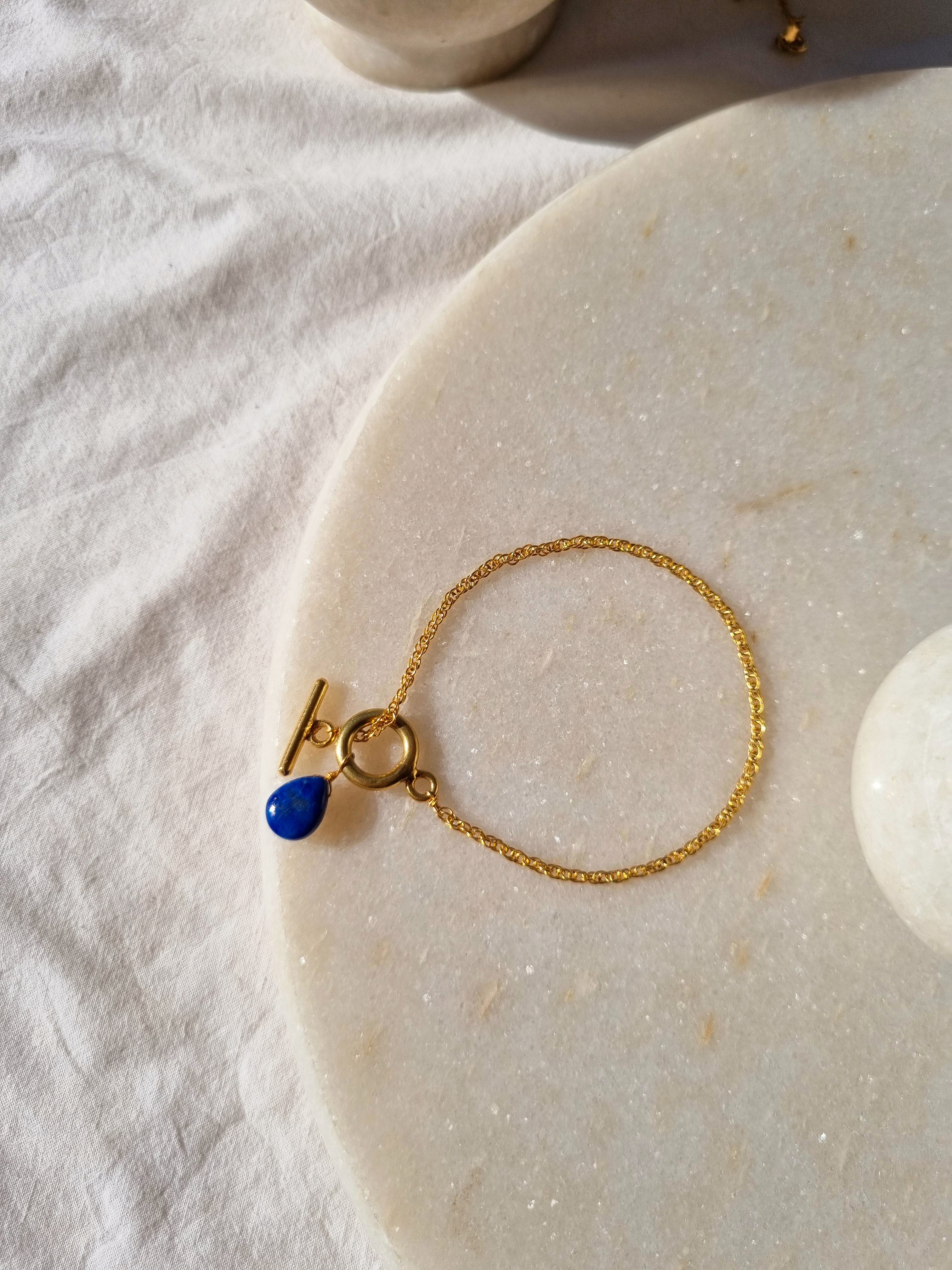 amahu - Lapis Lazuli Almond Toggle Bracelet