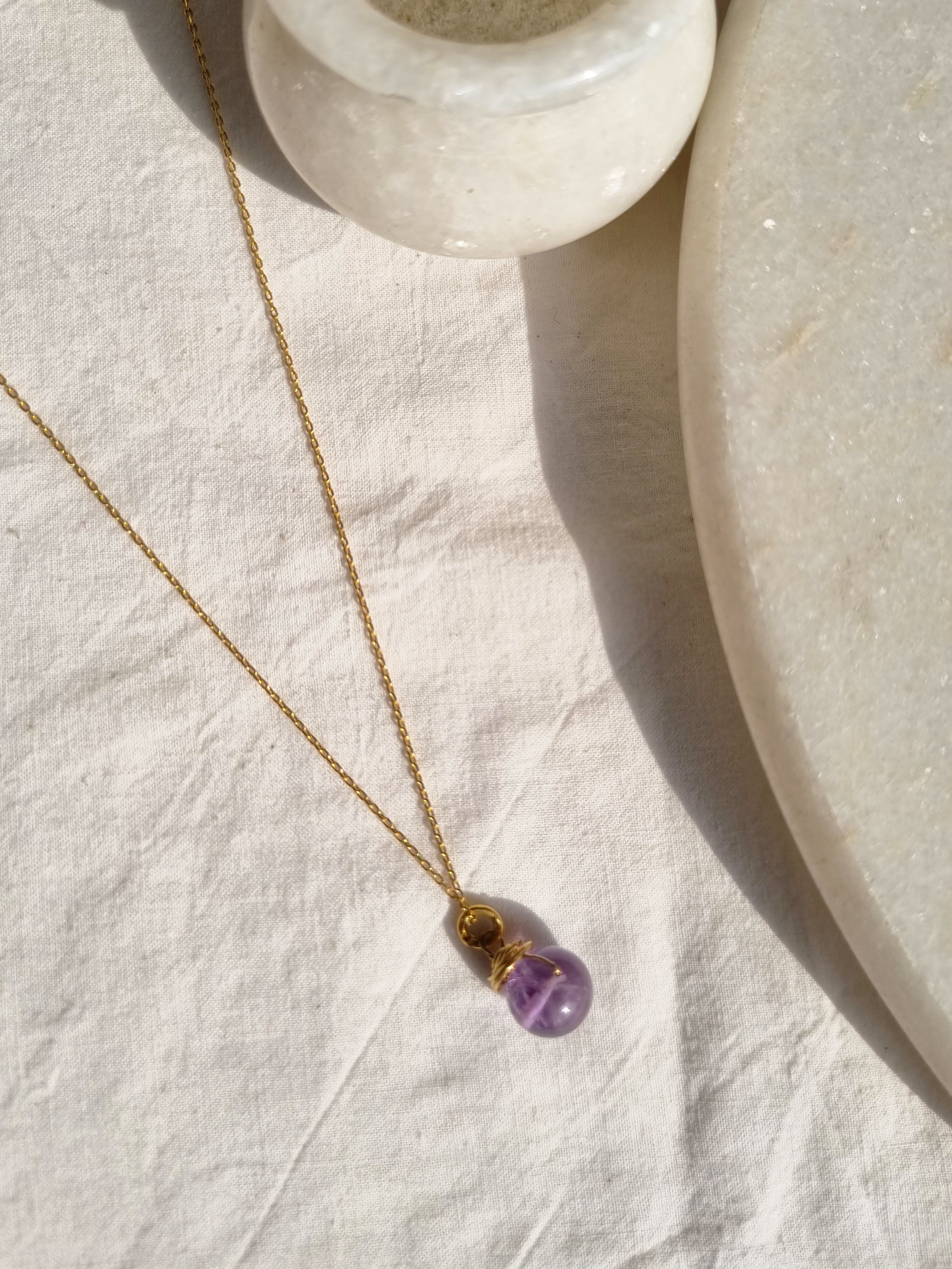 bija - Amethyst Round Pendant