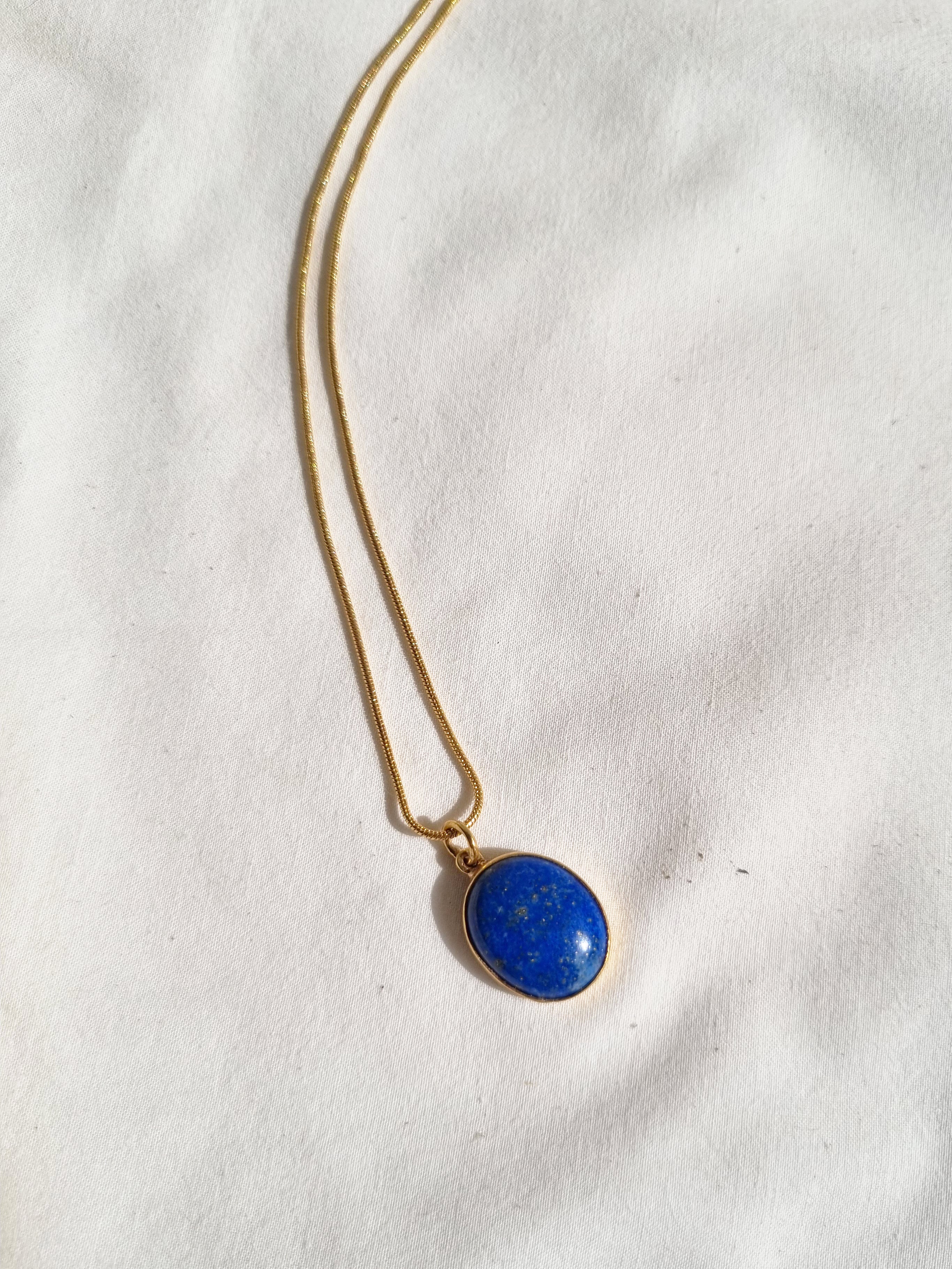 vana - Lapis Lazuli Oval Men's Pendant