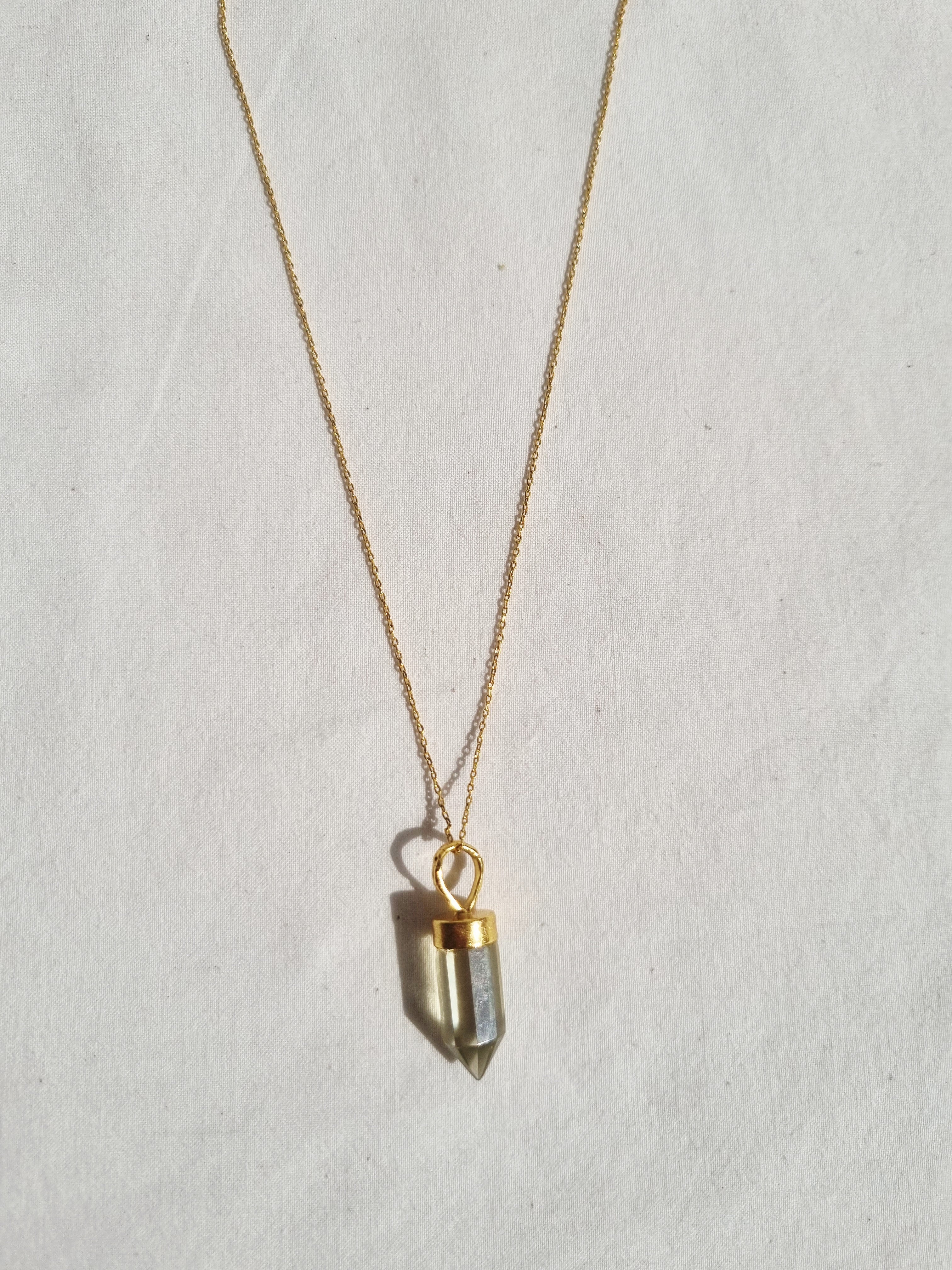 arrow - Clear quartz Pendant