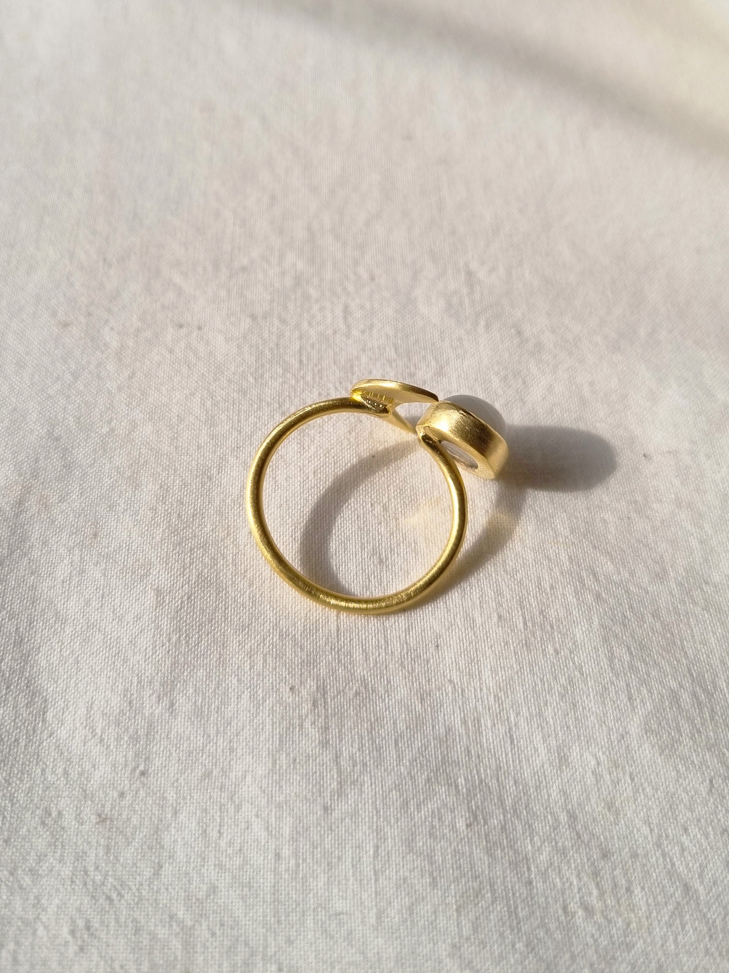 ika - White Moonstone Sun n Moon Ring