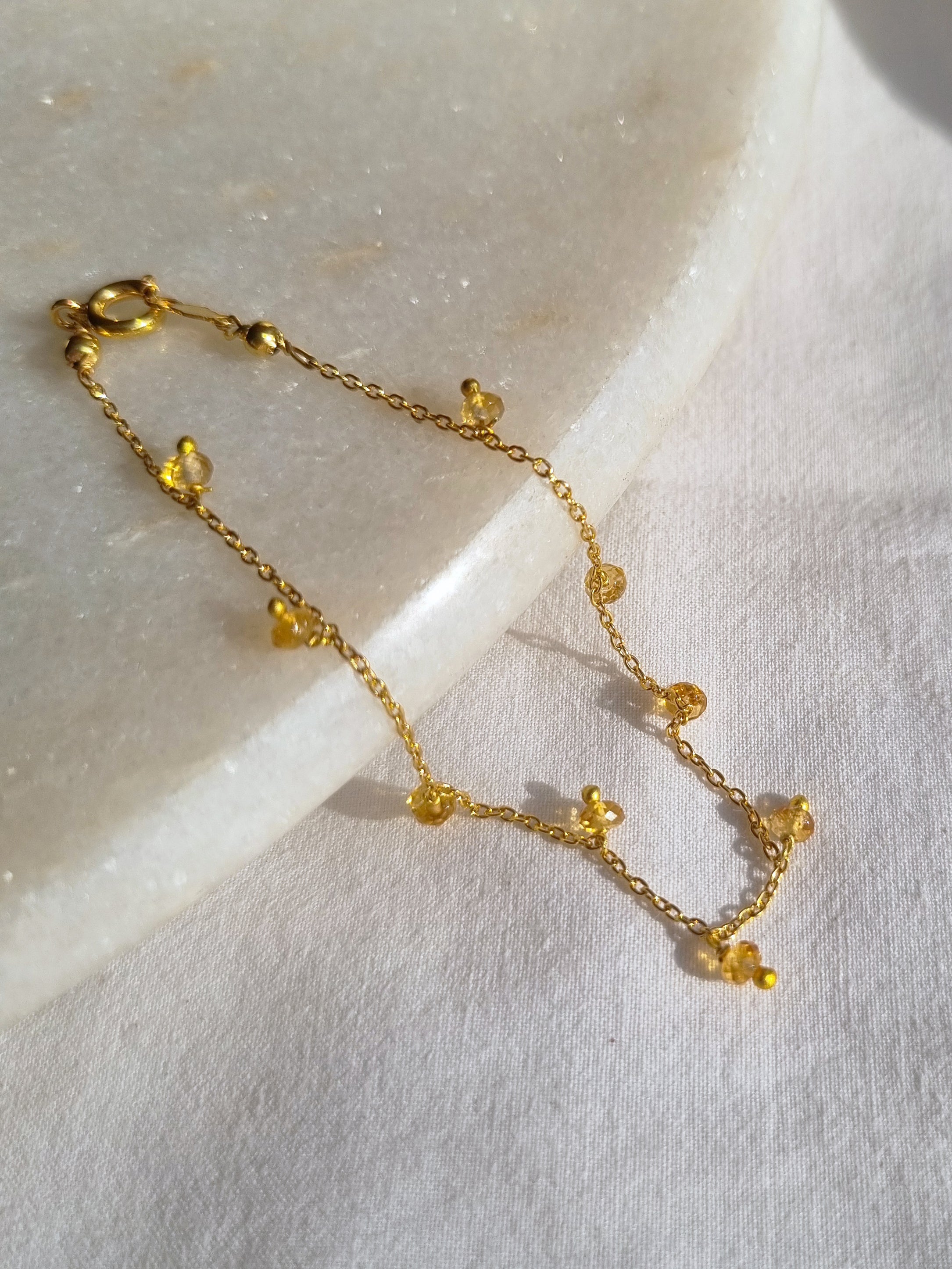 apiti- Citrine Baati Drop Bracelet