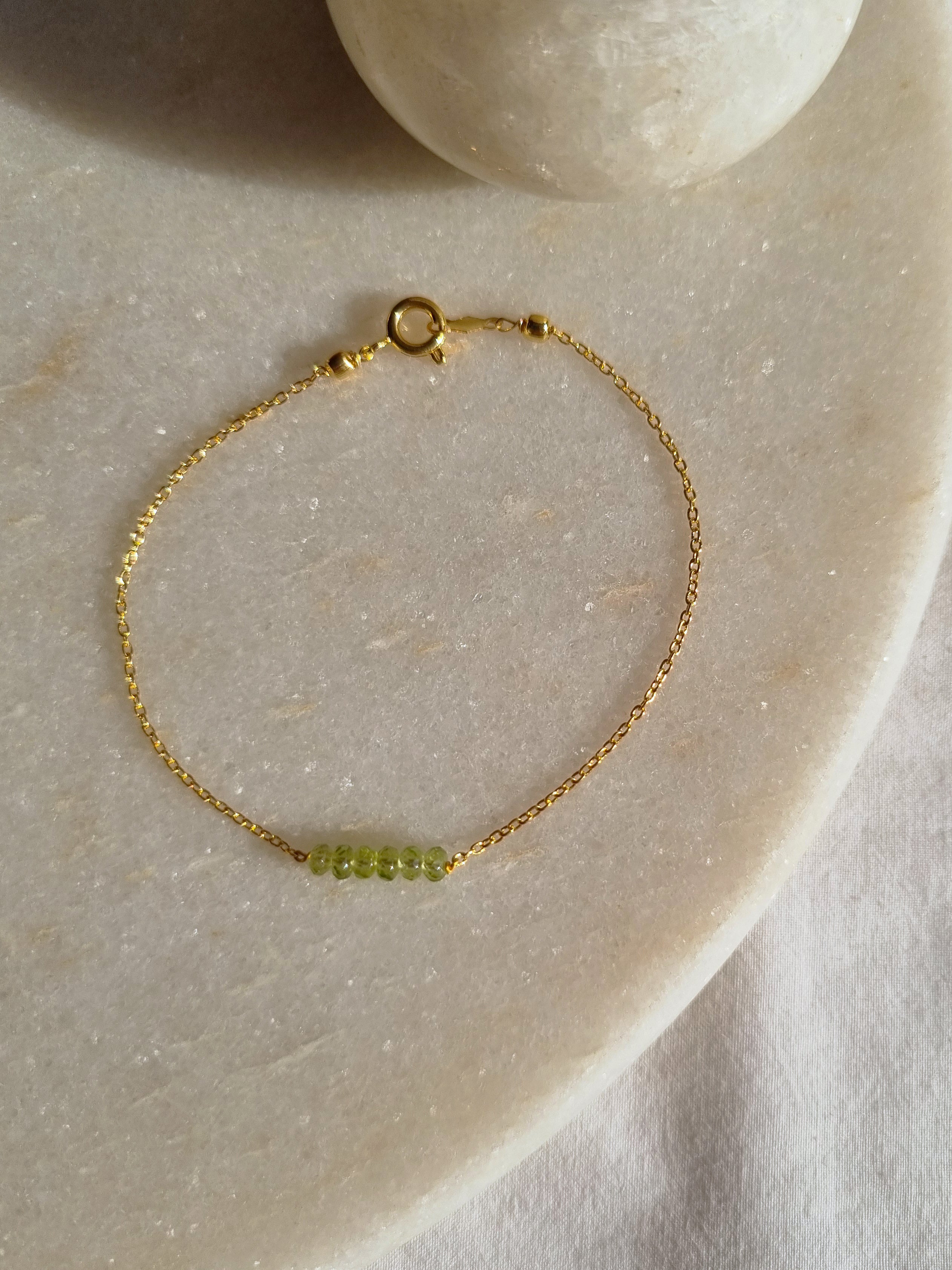 entilae - Peridot Baati Bar Bracelet