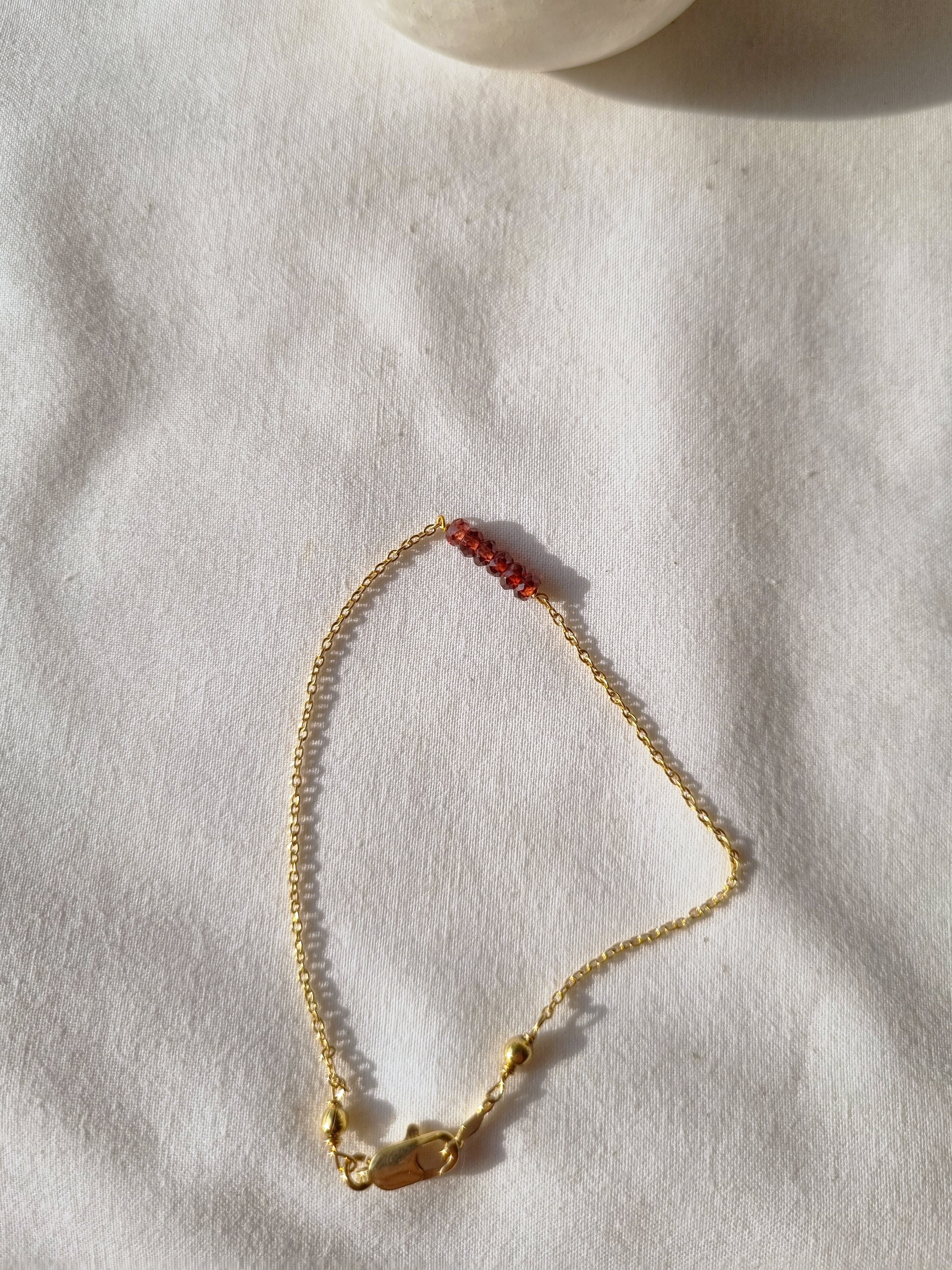 entilae - Garnet Baati Bar Bracelet