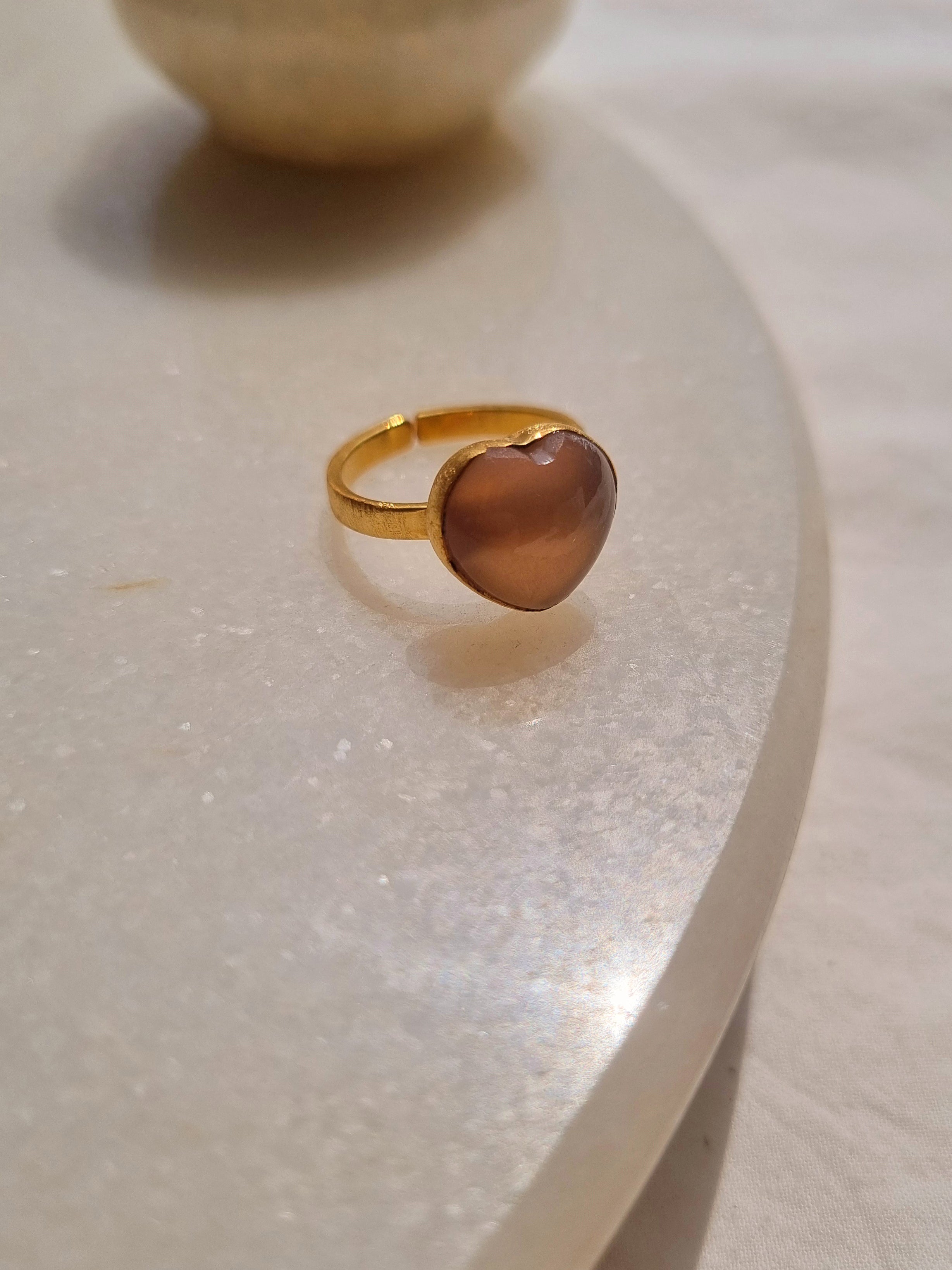 hart - Peach Moonstone Ring