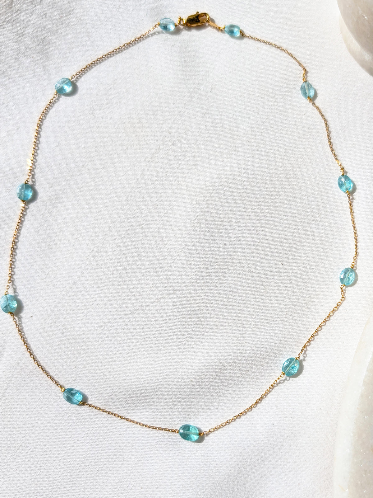 naveti - Apatite Oval Choker