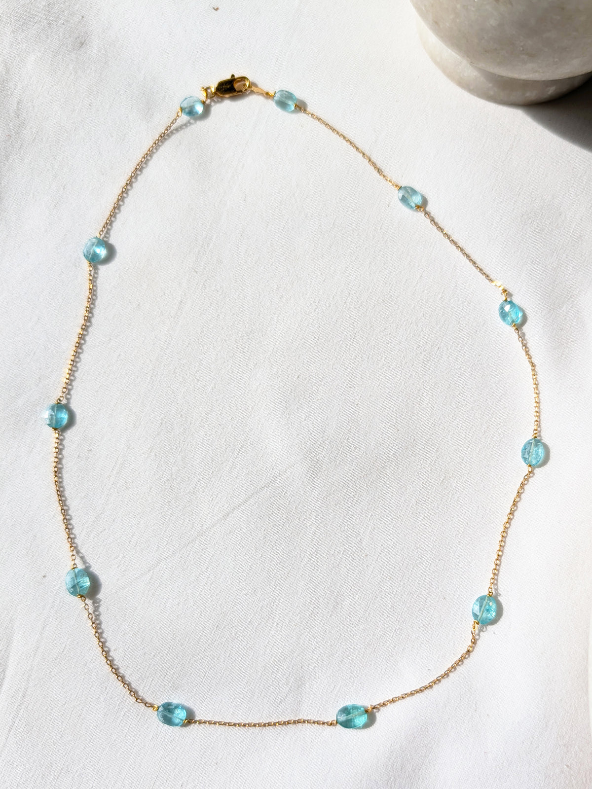 naveti - Apatite Oval Choker