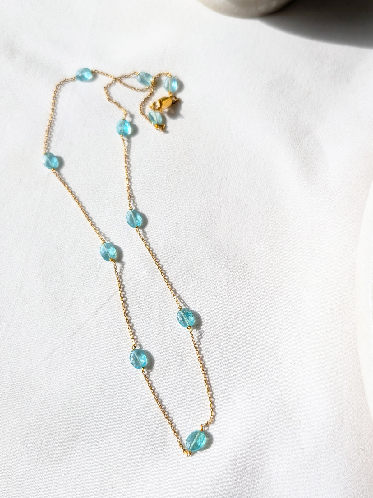 naveti - Apatite Oval Choker