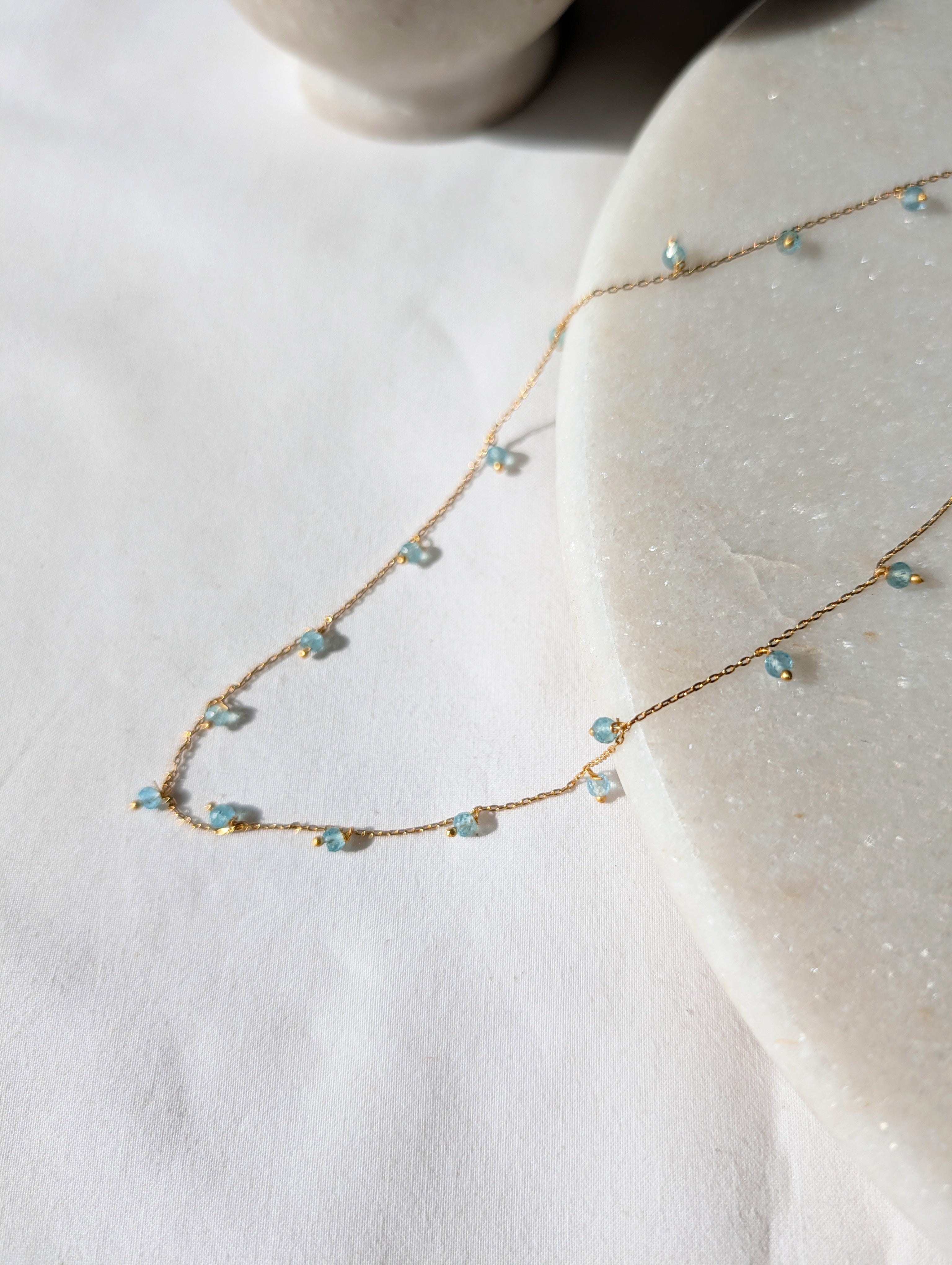 apit - Apatite Baati Drop choker