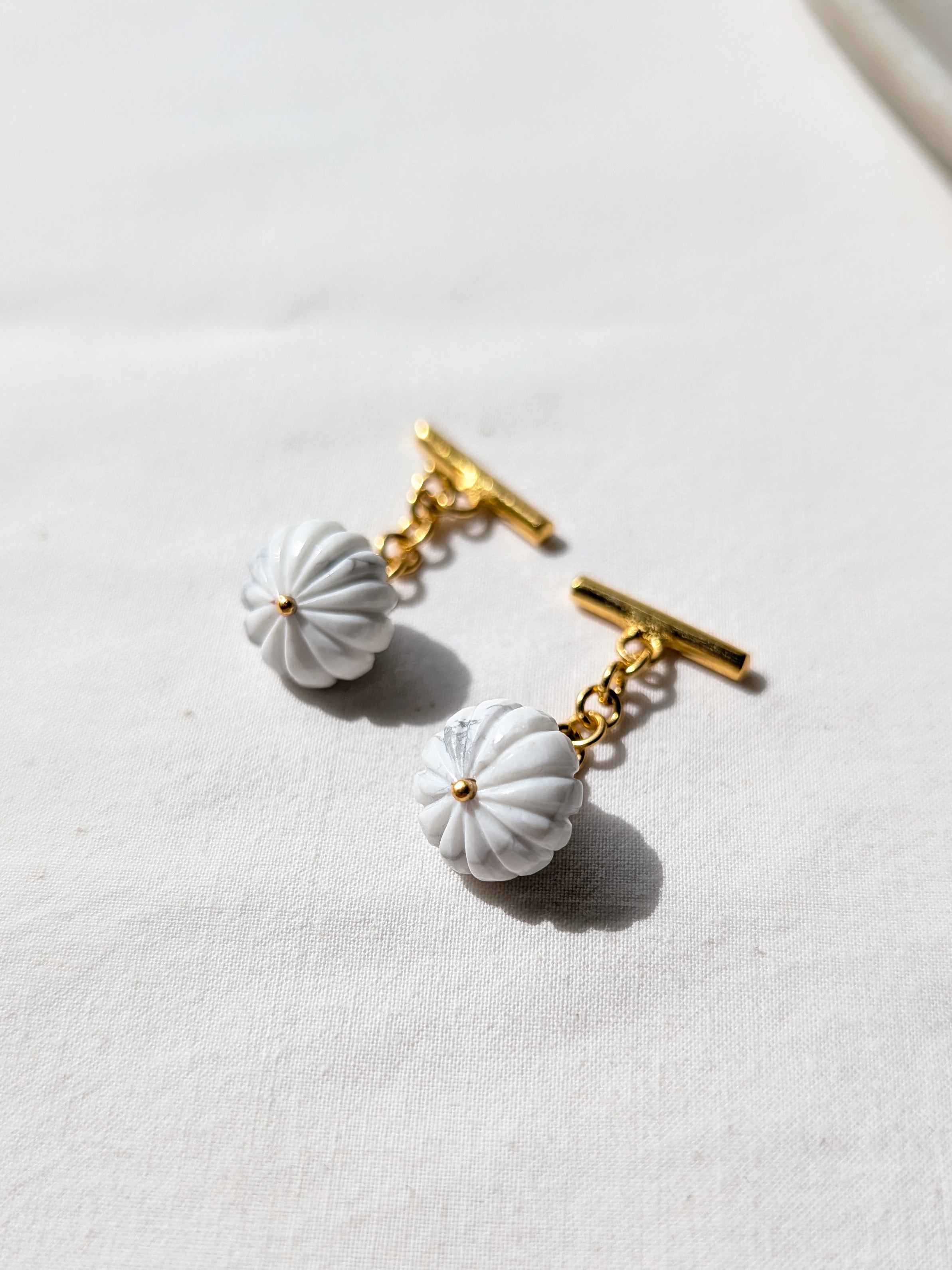 naura - Howlite Melon Chain Cufflinks