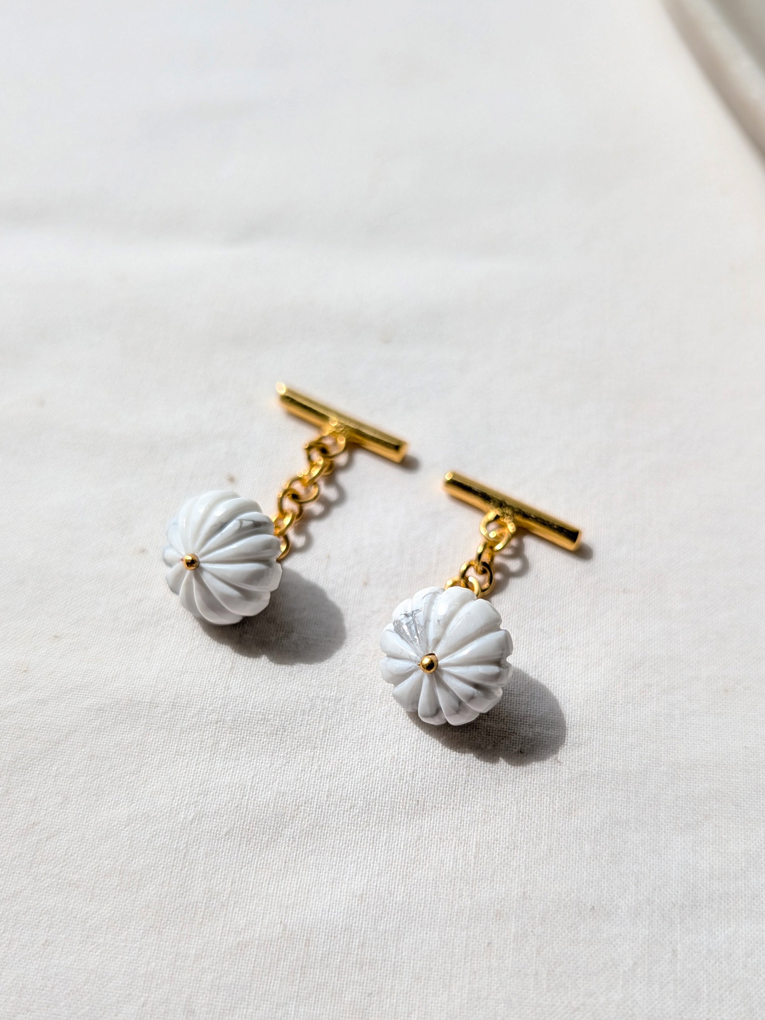 naura - Howlite Melon Chain Cufflinks
