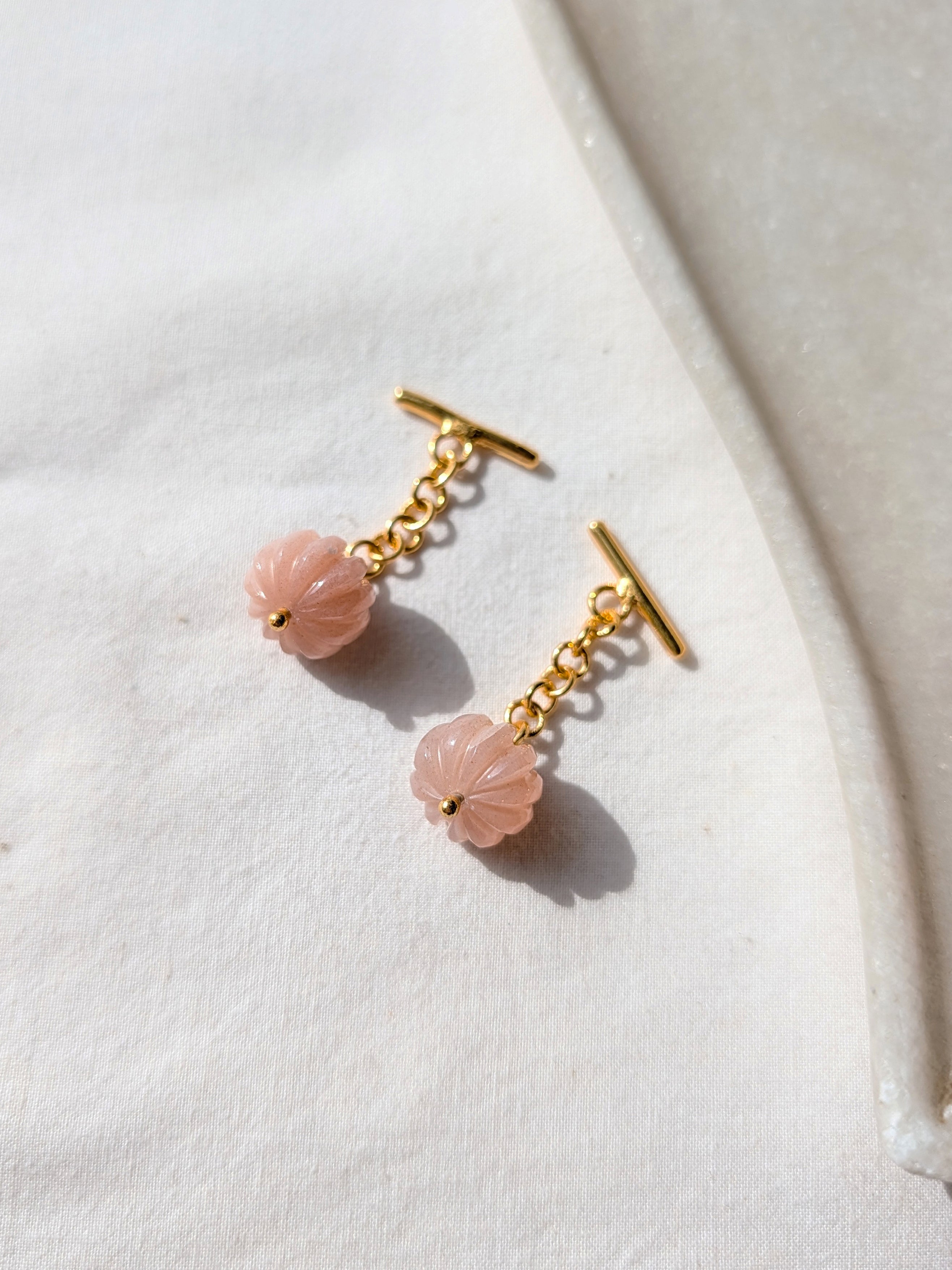 naura - Peach Moonstone Melon Chain Cufflinks