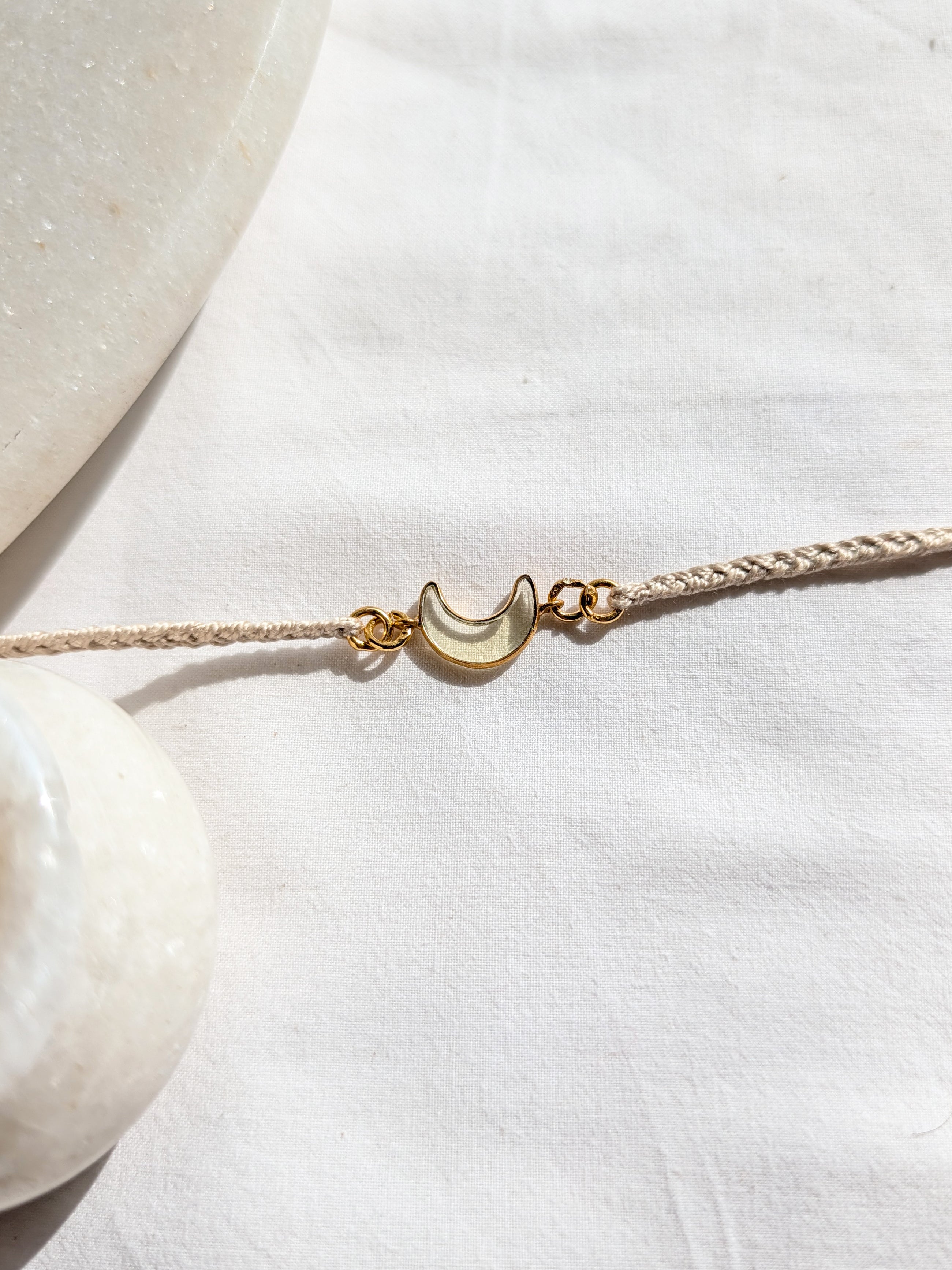 asraya - Lemon Quartz Luna Charm Rakhi