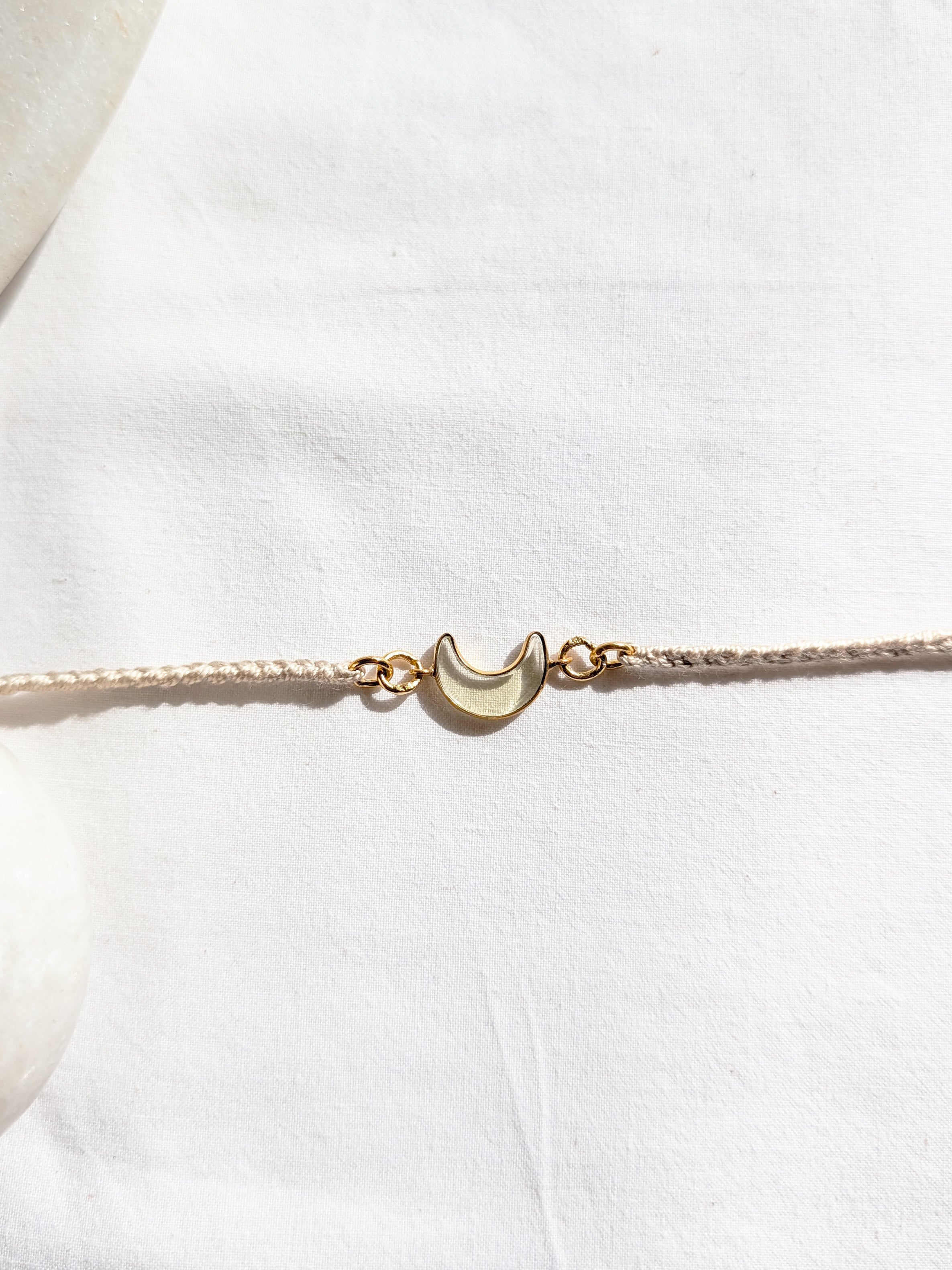 asraya - Lemon Quartz Luna Charm Rakhi