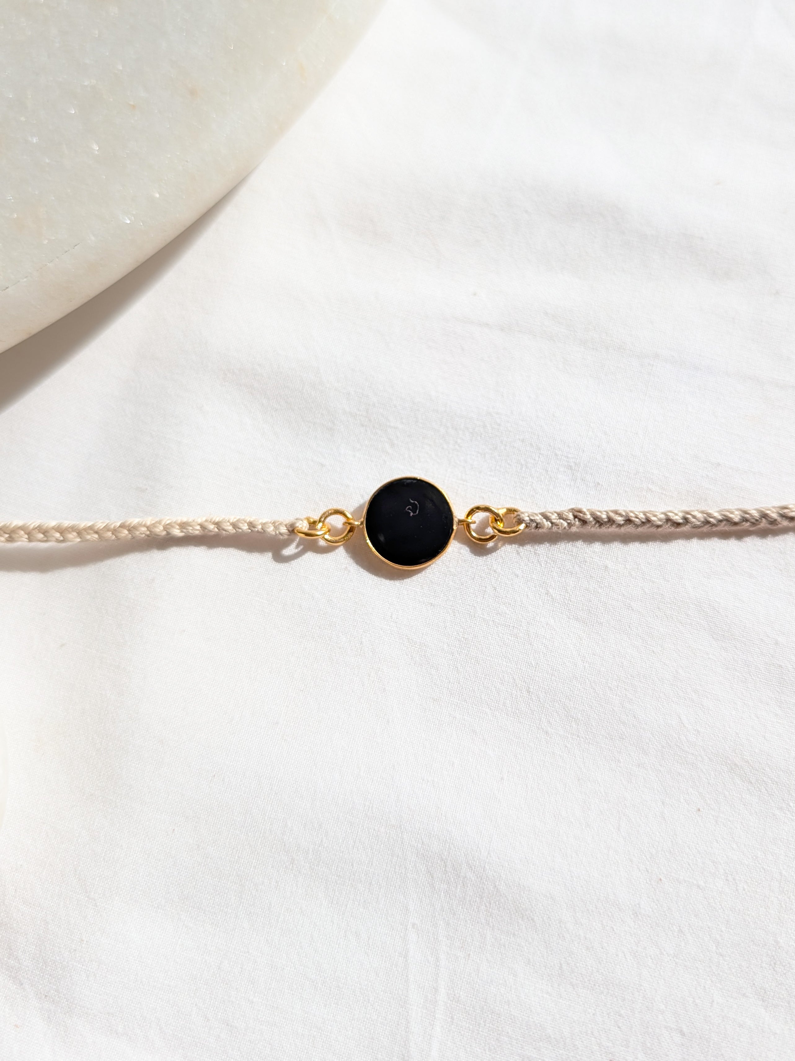 matsya - Black Onyx Round Charm Rakhi