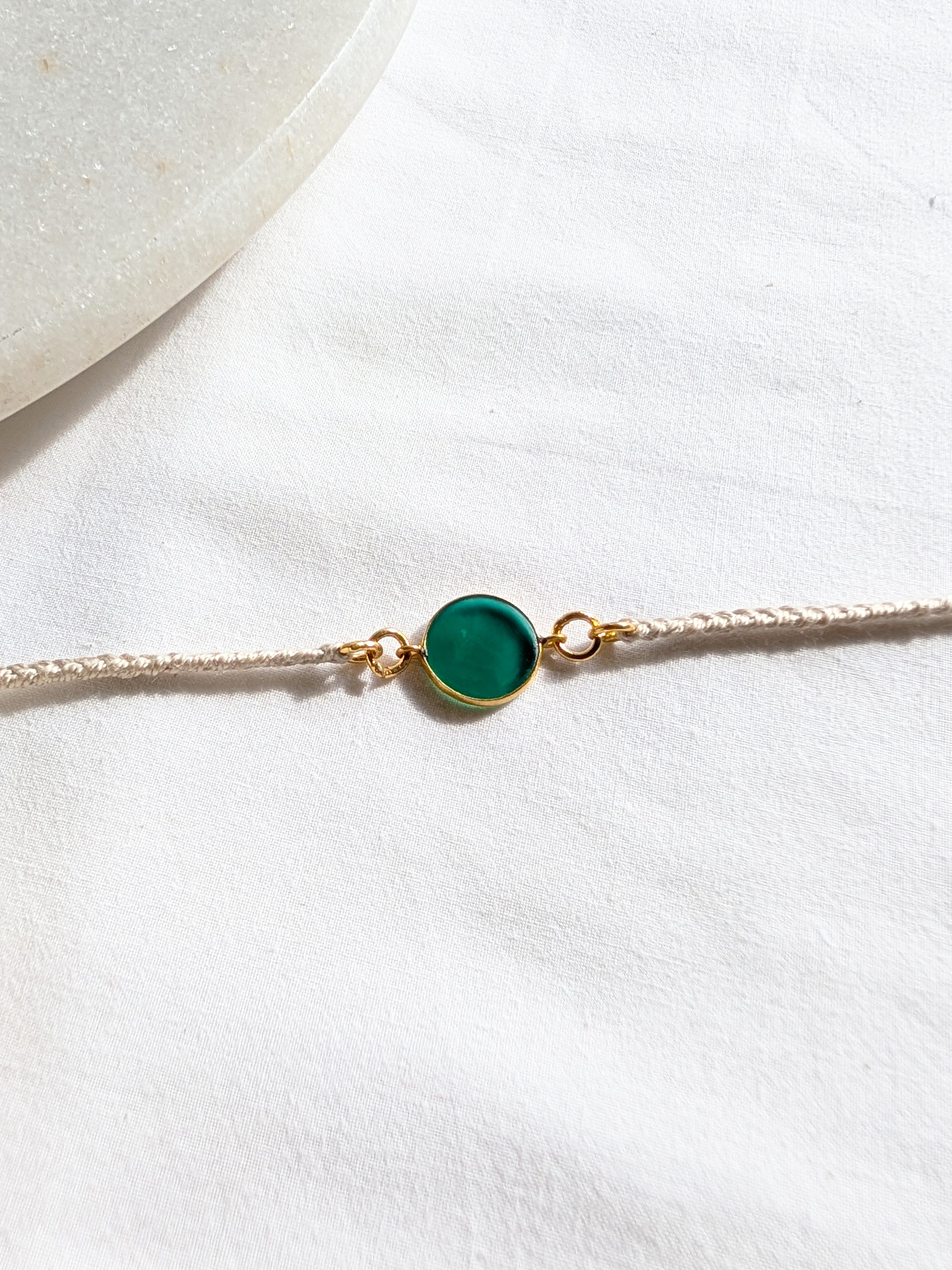 matsya - Green Onyx Round Charm Rakhi