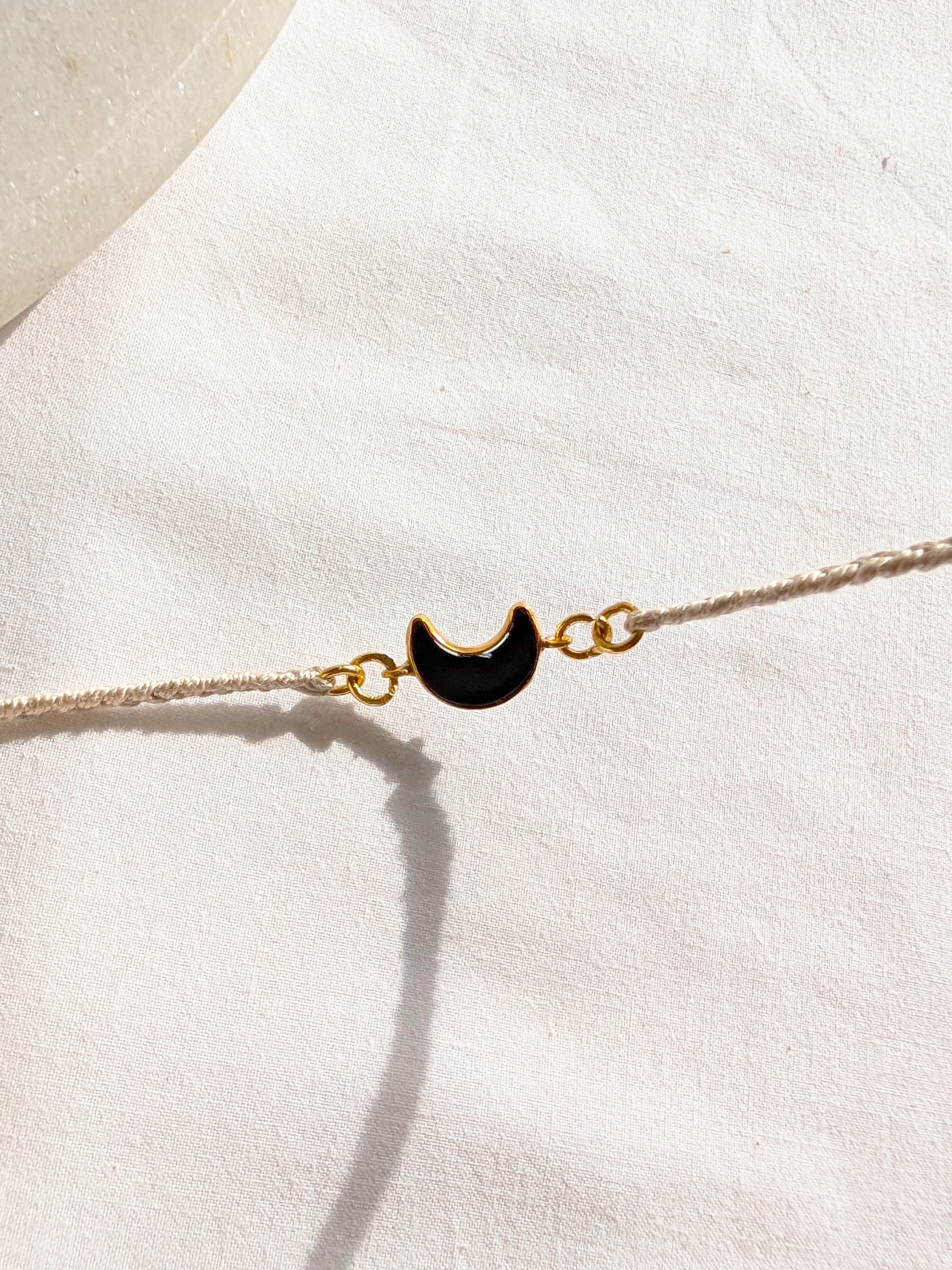 asraya - Black Onyx Luna Charm Rakhi