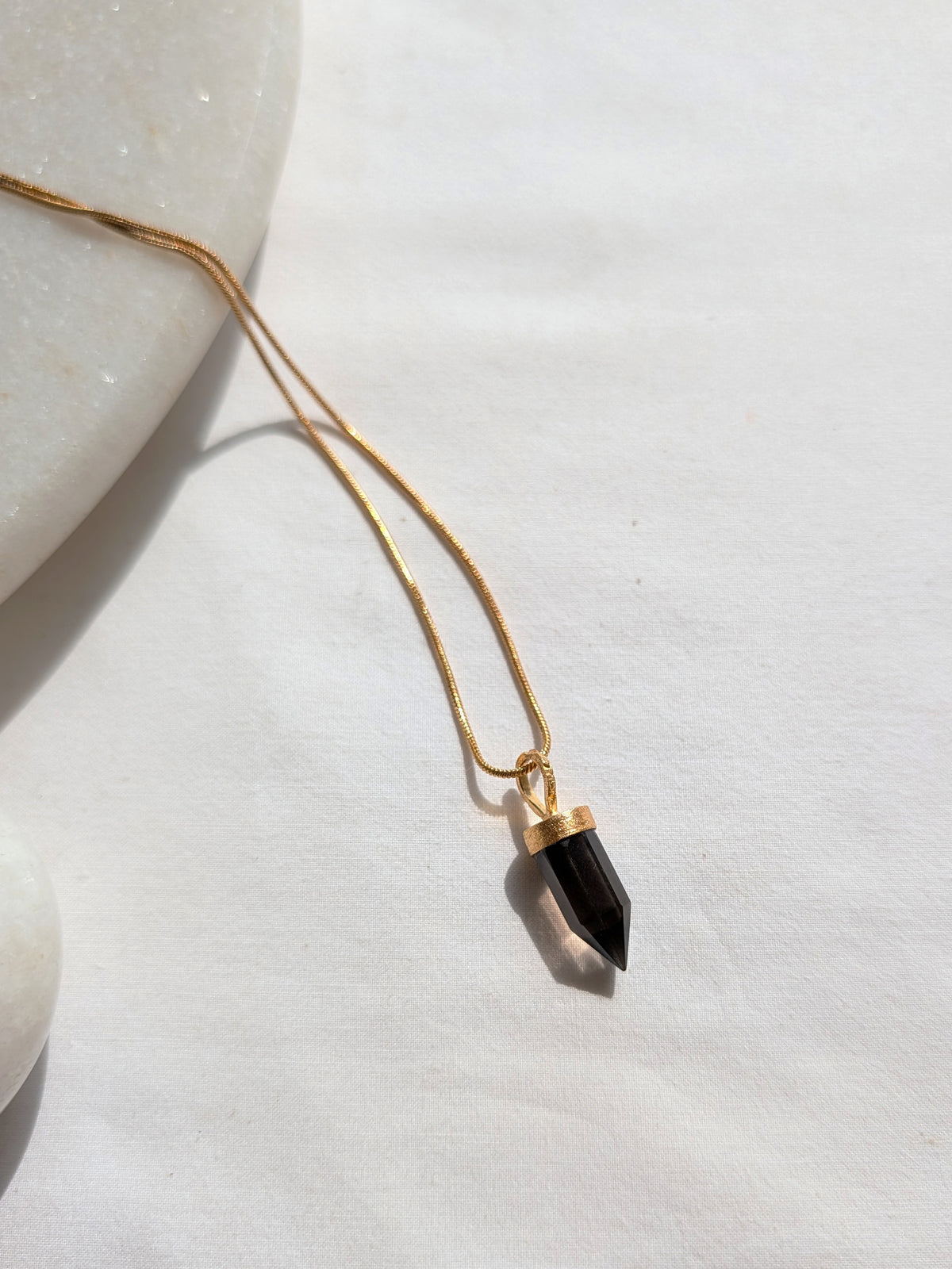 vita - Smoky Quartz Men's Arrow Pendant