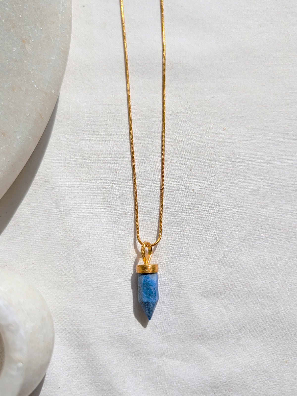 vita - Lapis Lazuli Men's Arrow Pendant