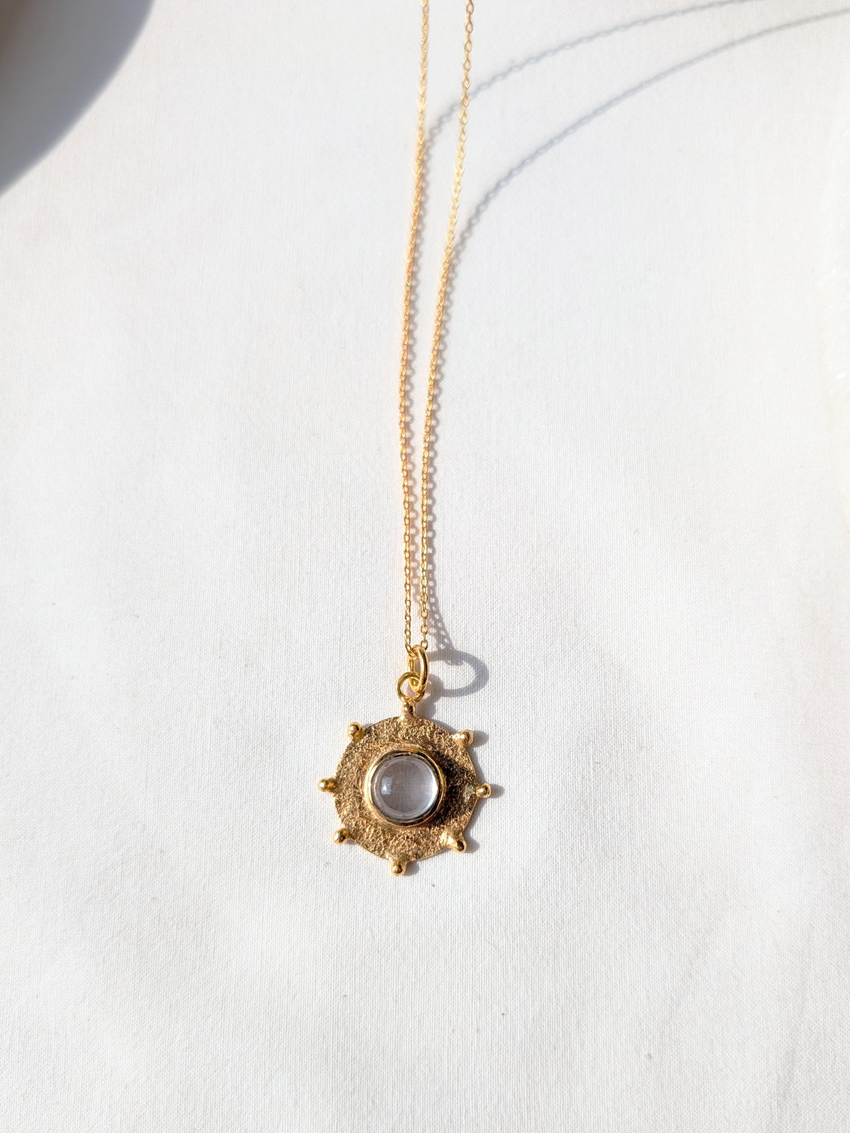 arka - Clear Quartz Halo Pendant
