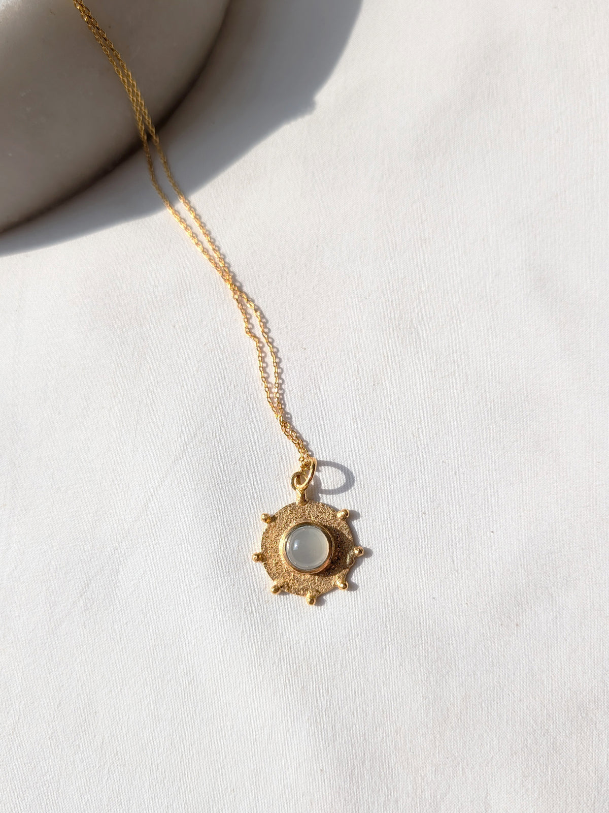 arka - White Moonstone Halo Pendant