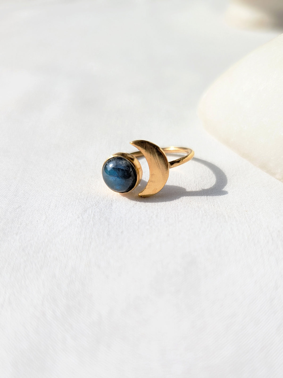 ika - Labradorite Sun n Moon Ring
