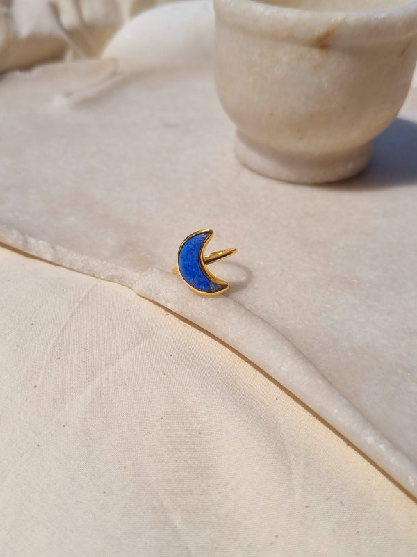 chándra - Lapis Lazuli Luna Ring
