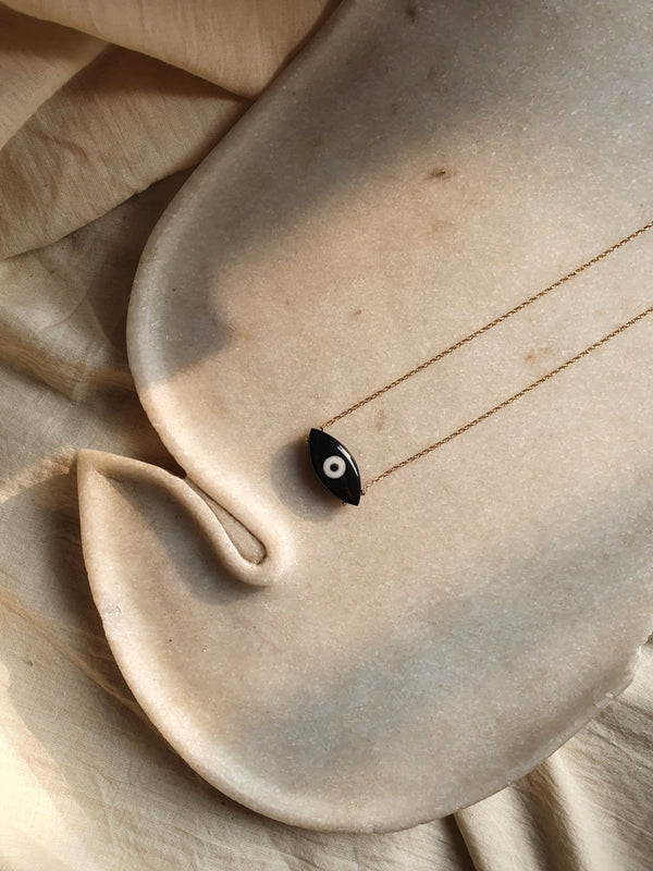 uyám - Black Onyx Evil Eye Marquise Pendant