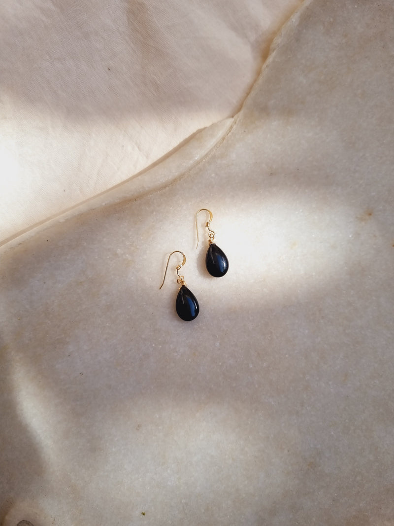 idám - Black Onyx Almond Drop Earrings