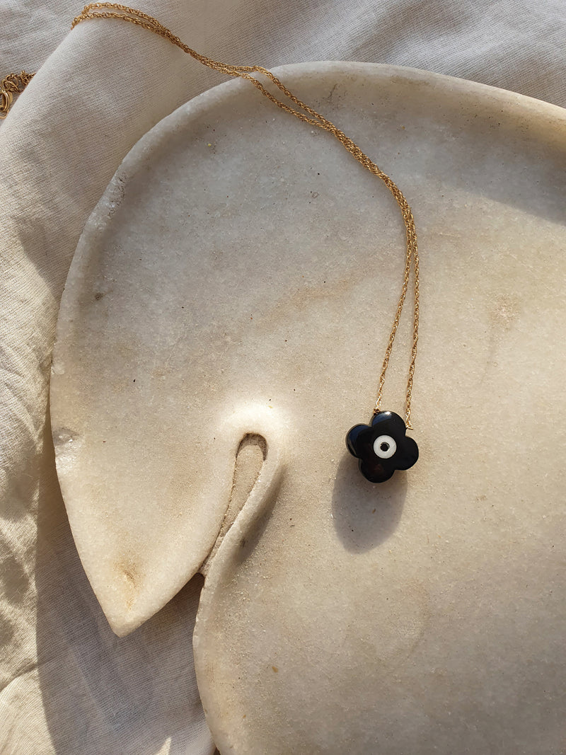 China Factory Natural Black Onyx Clover Pendant Necklace, 925 Sterling  Silver Jewelry for Women 15.75 inch(40cm) in bulk online - PandaWhole.com