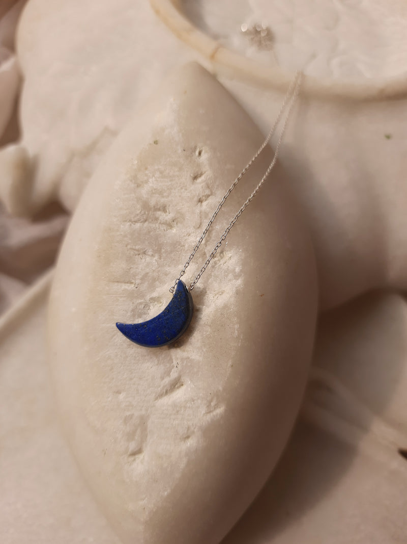 kaśá - Lapis Lazuli Luna Pendant